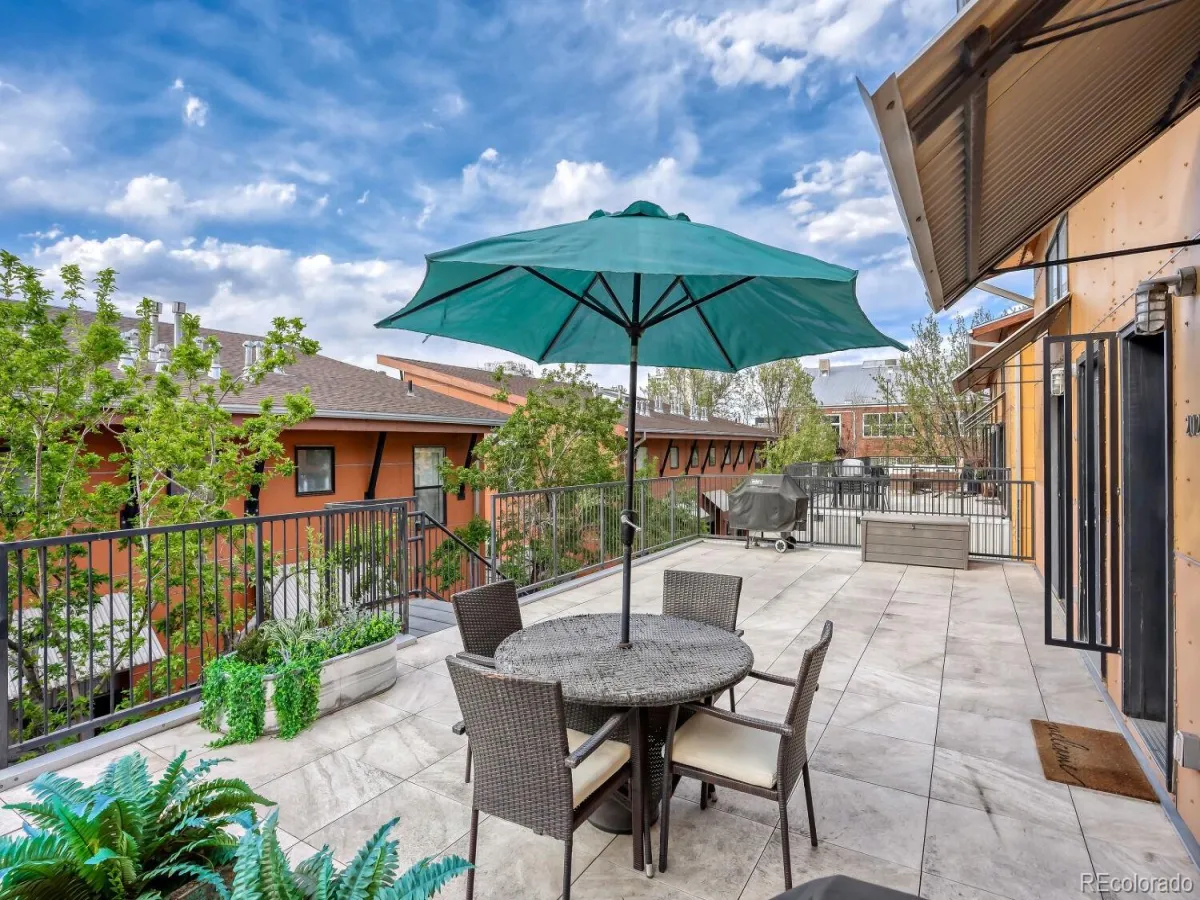 04032026185158 1200 6