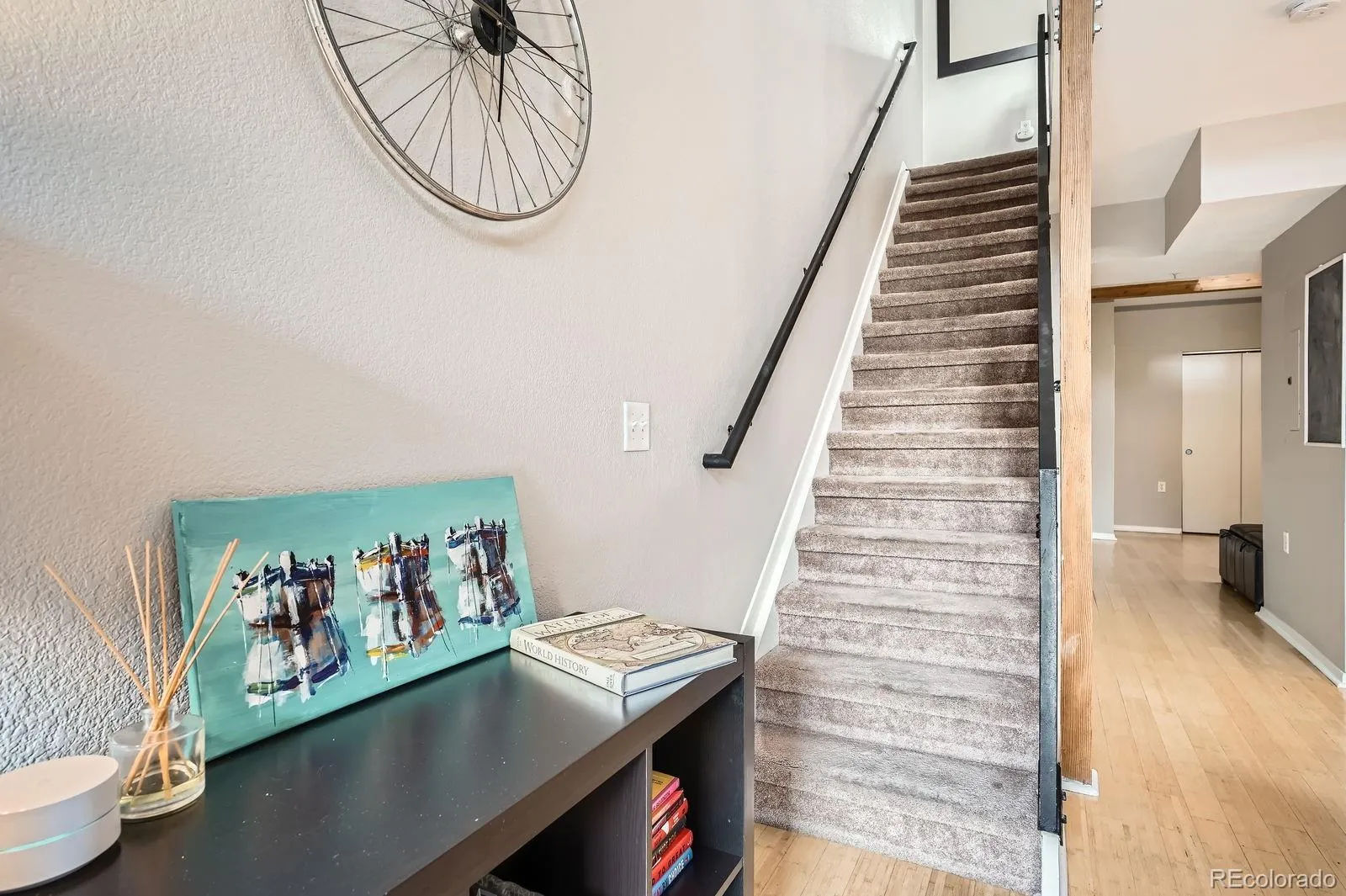 04032026185158 1600 22