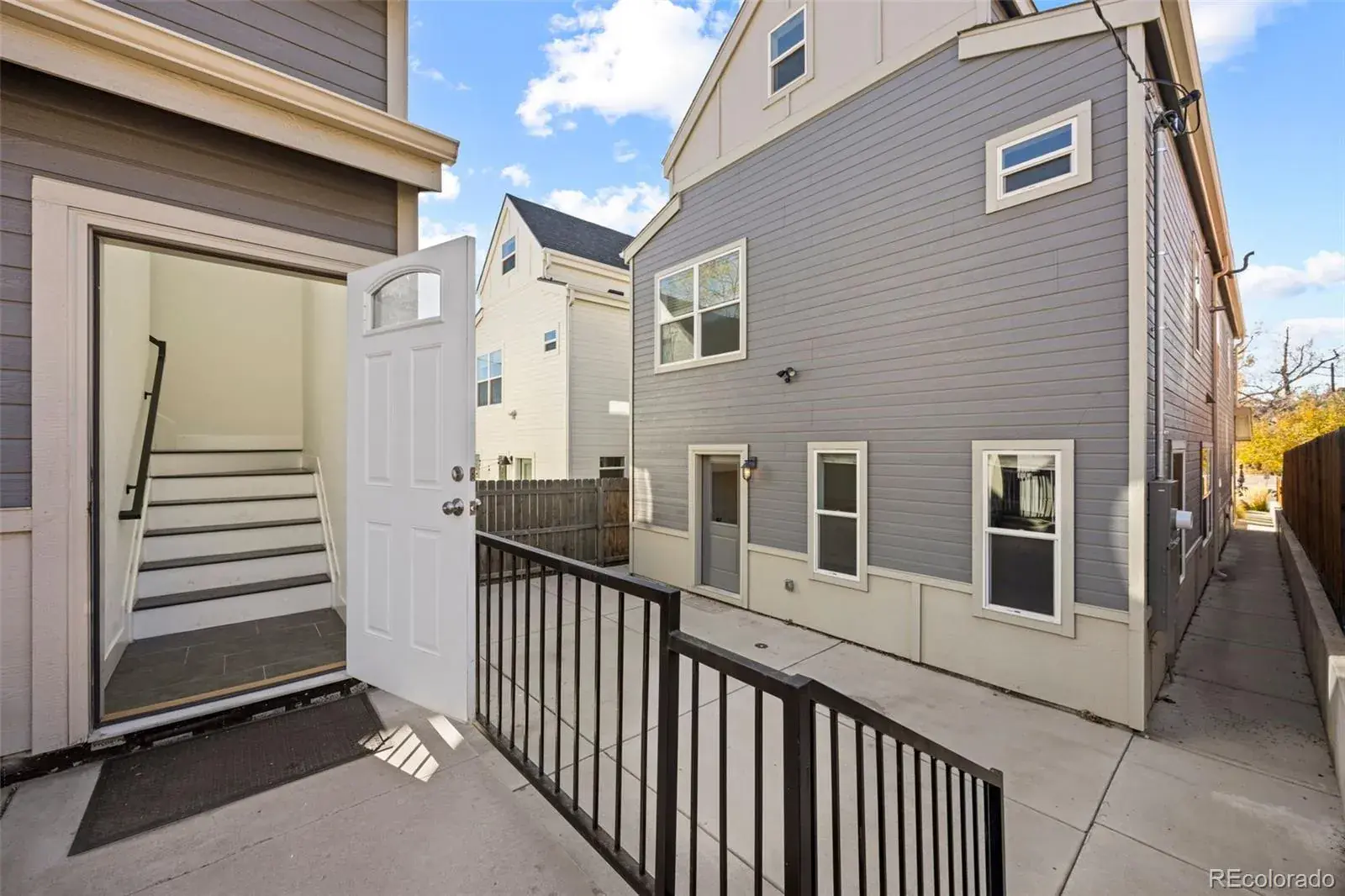 03032026165618 1600 26