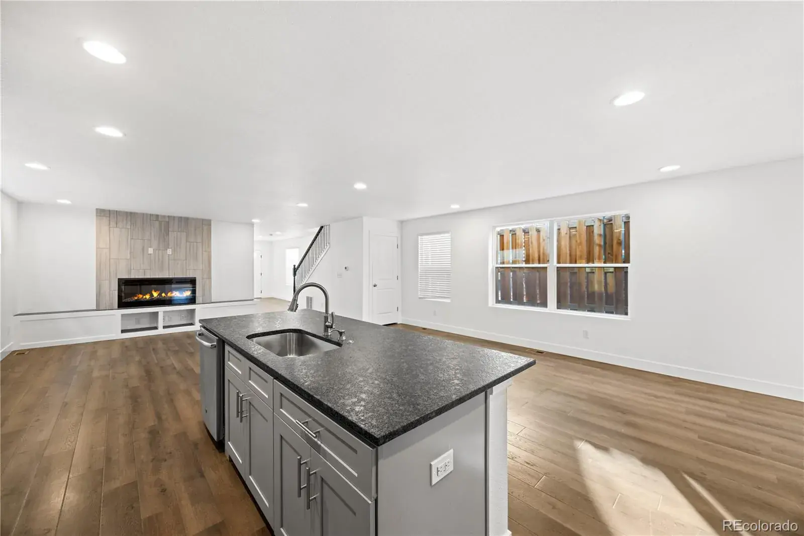 03032026165618 1600 7