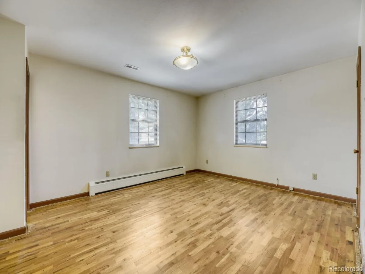 3724 S Poplar Street Denver CO 80237 | MLS #REC6448108 07202026232955 1200 16