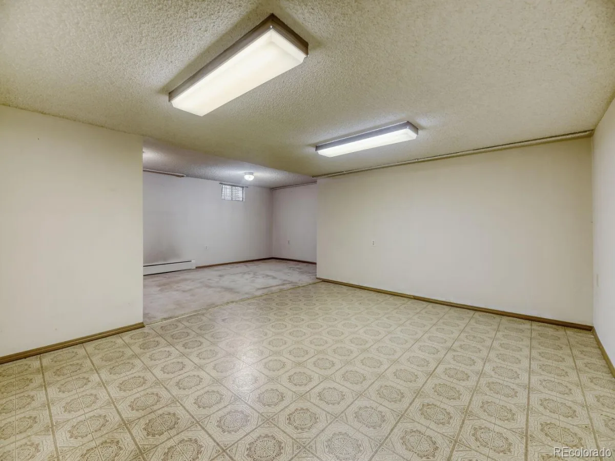 3724 S Poplar Street Denver CO 80237 | MLS #REC6448108 07202026232955 1200 24