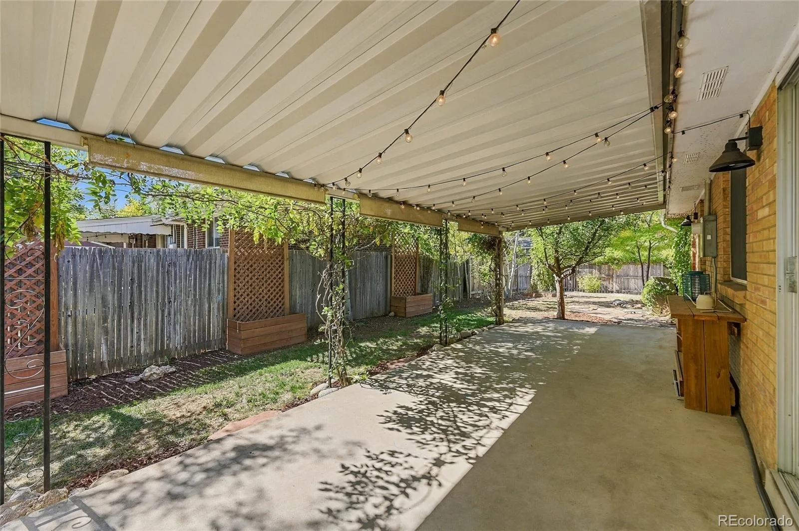 8244 W Iowa Avenue Lakewood CO 80232 | MLS #REC6448445 10072026151342 1600 23