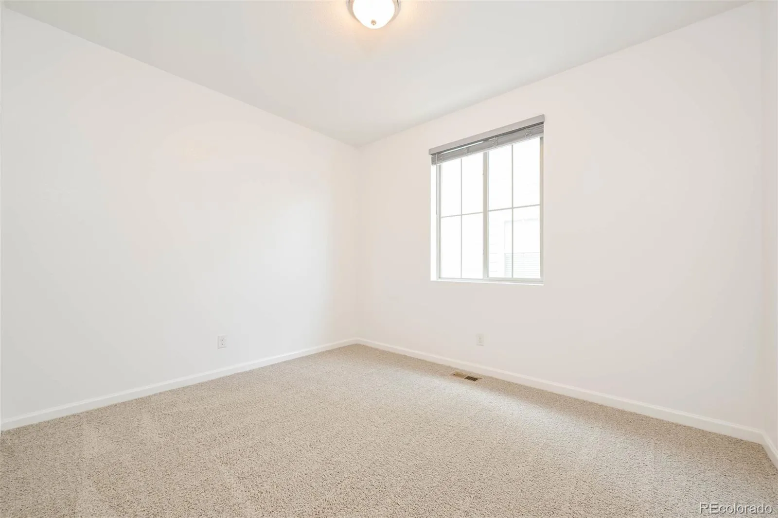 26770 E Cedar Avenue Aurora CO 80018 | MLS #REC6448758 08282026151552 1600 15