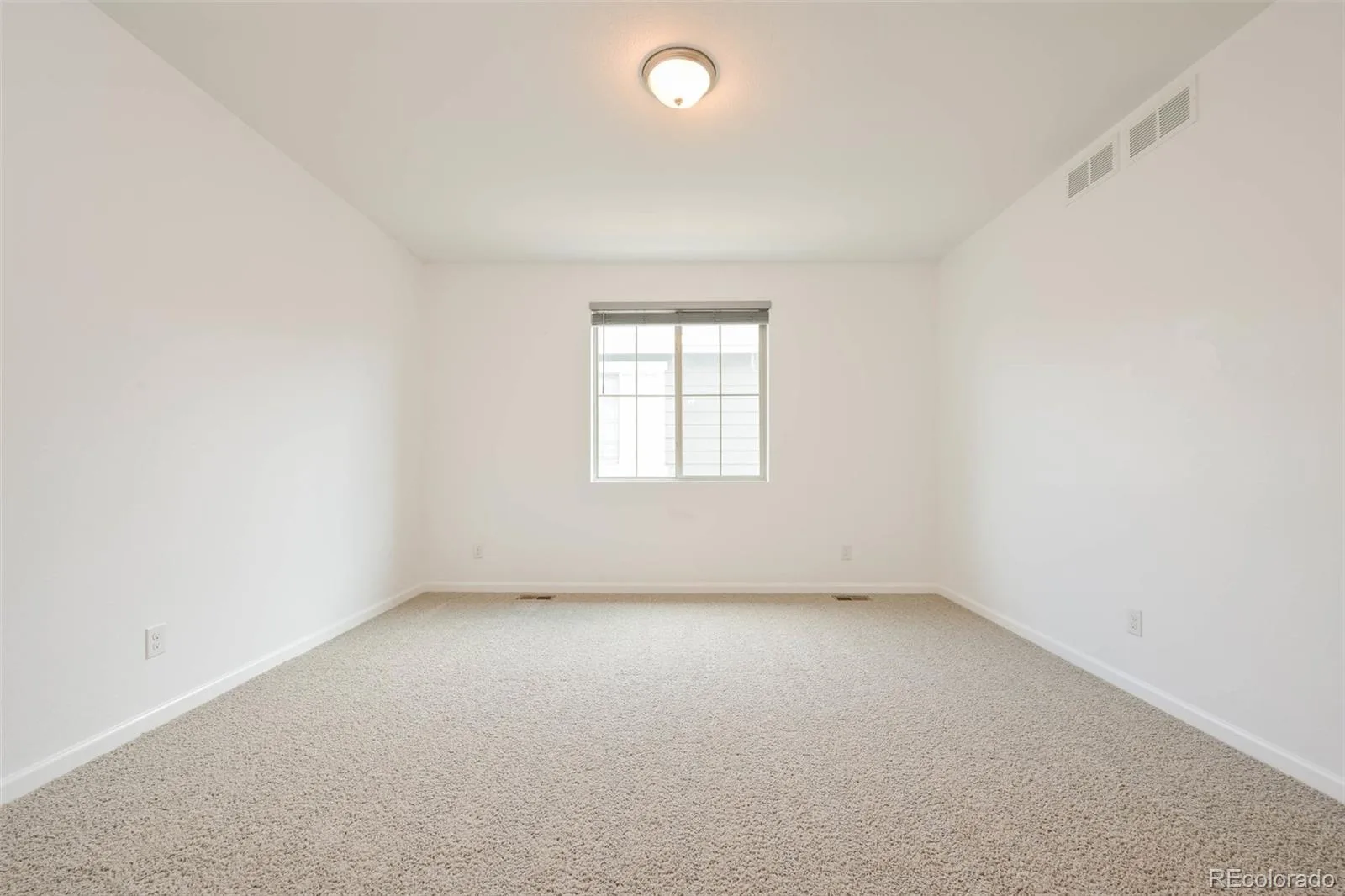 26770 E Cedar Avenue Aurora CO 80018 | MLS #REC6448758 08282026151552 1600 17