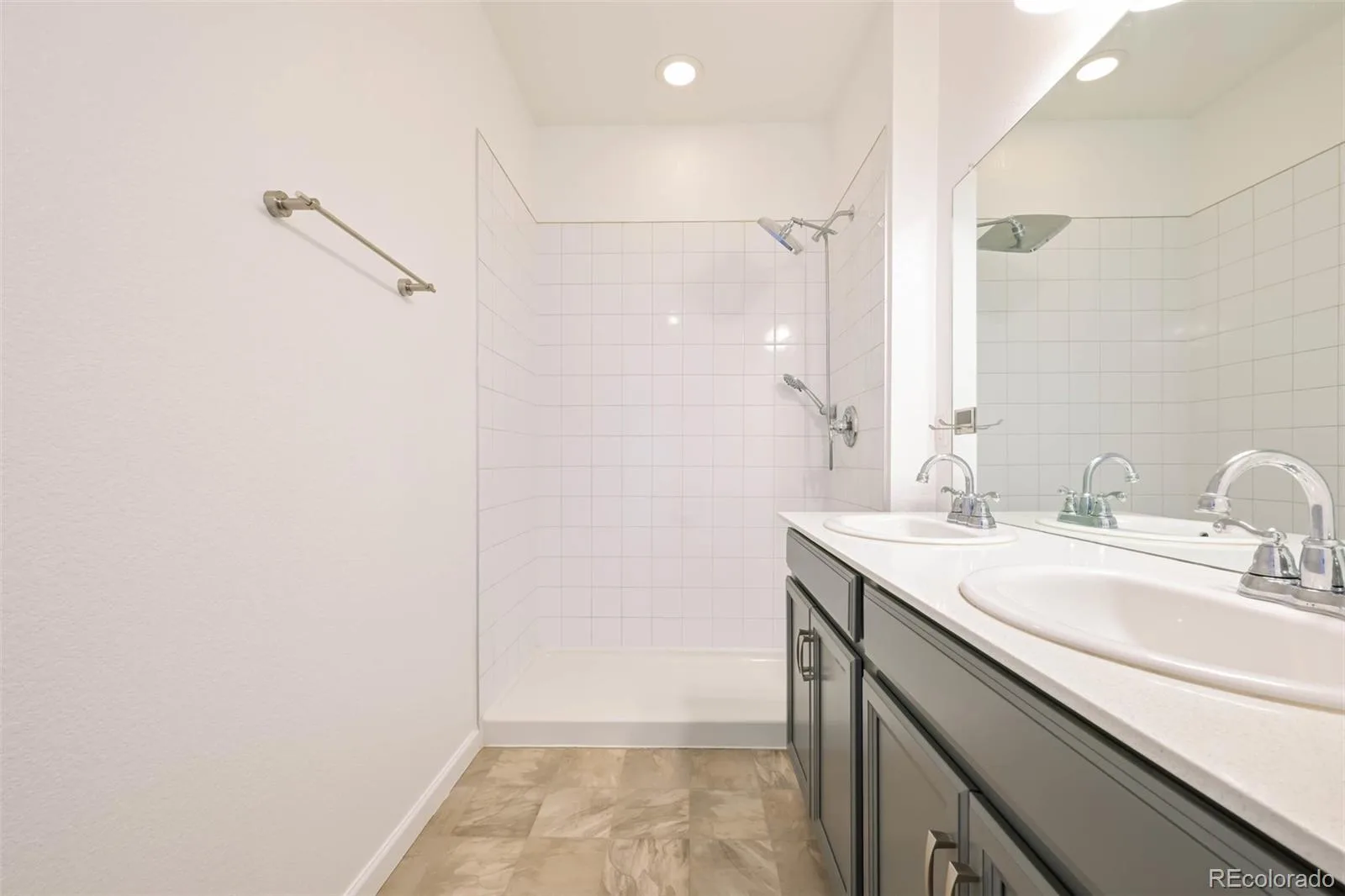 26770 E Cedar Avenue Aurora CO 80018 | MLS #REC6448758 08282026151552 1600 21