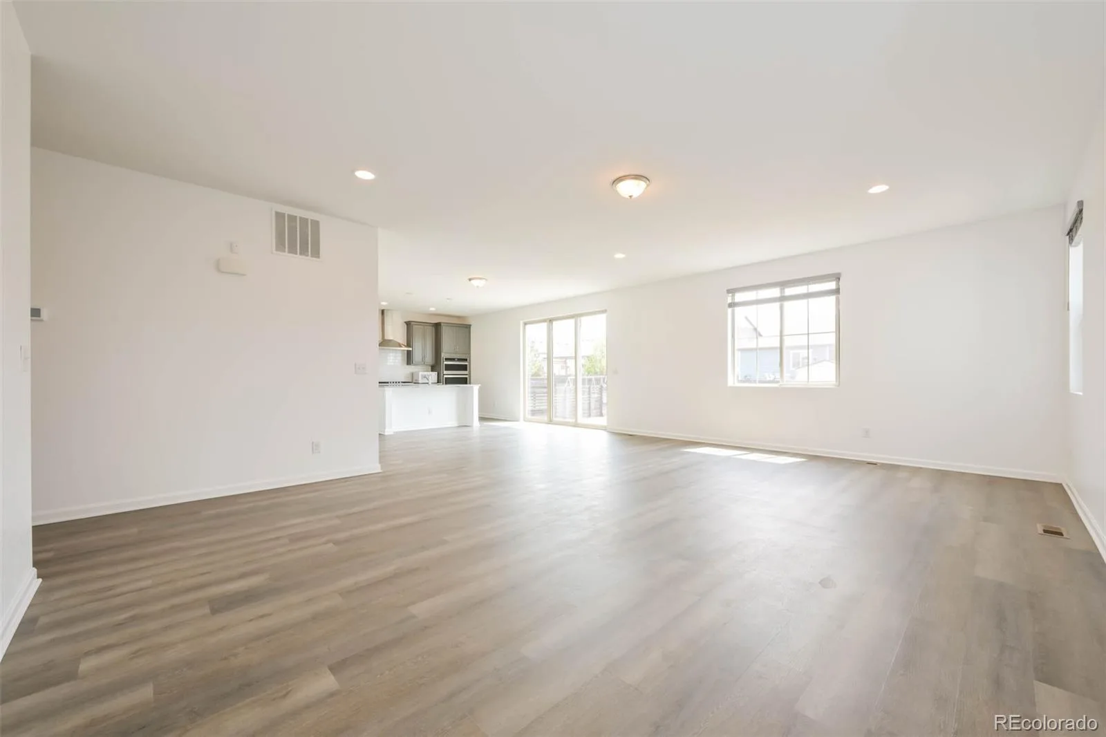 26770 E Cedar Avenue Aurora CO 80018 | MLS #REC6448758 08282026151552 1600 4