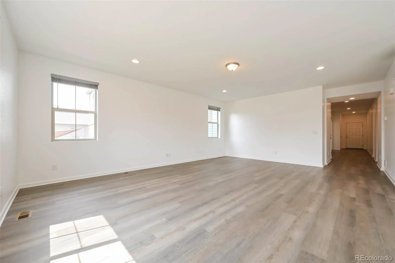 26770 E Cedar Avenue Aurora CO 80018 | MLS #REC6448758 08282026151552 1600 6