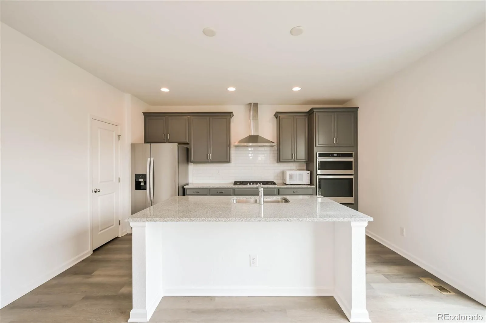 26770 E Cedar Avenue Aurora CO 80018 | MLS #REC6448758 08282026151552 1600 8
