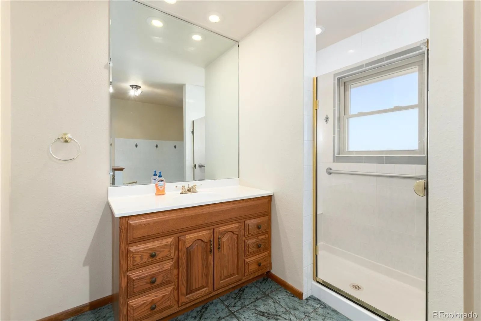 04092026112032 1600 22