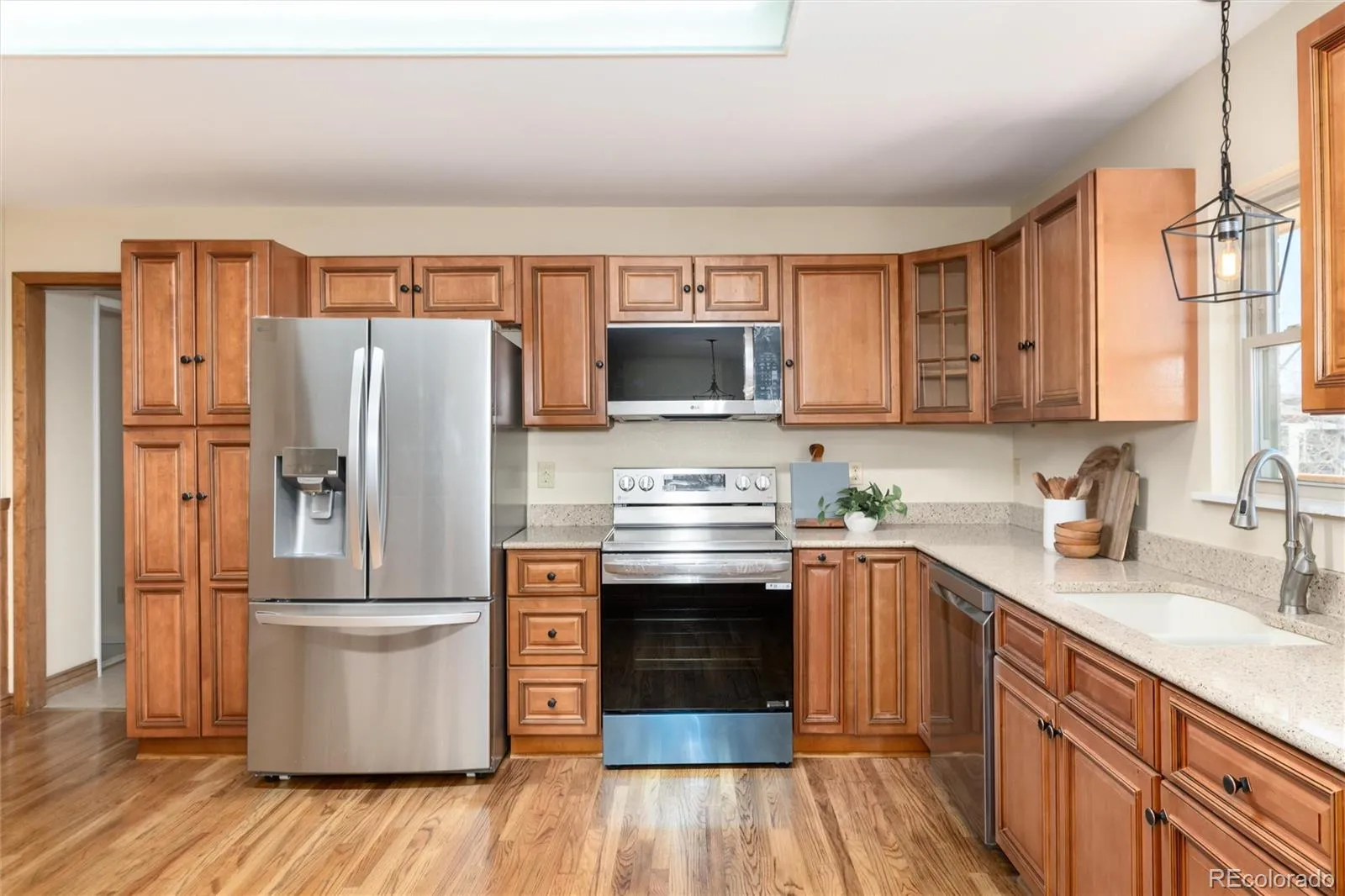 04092026112032 1600 6