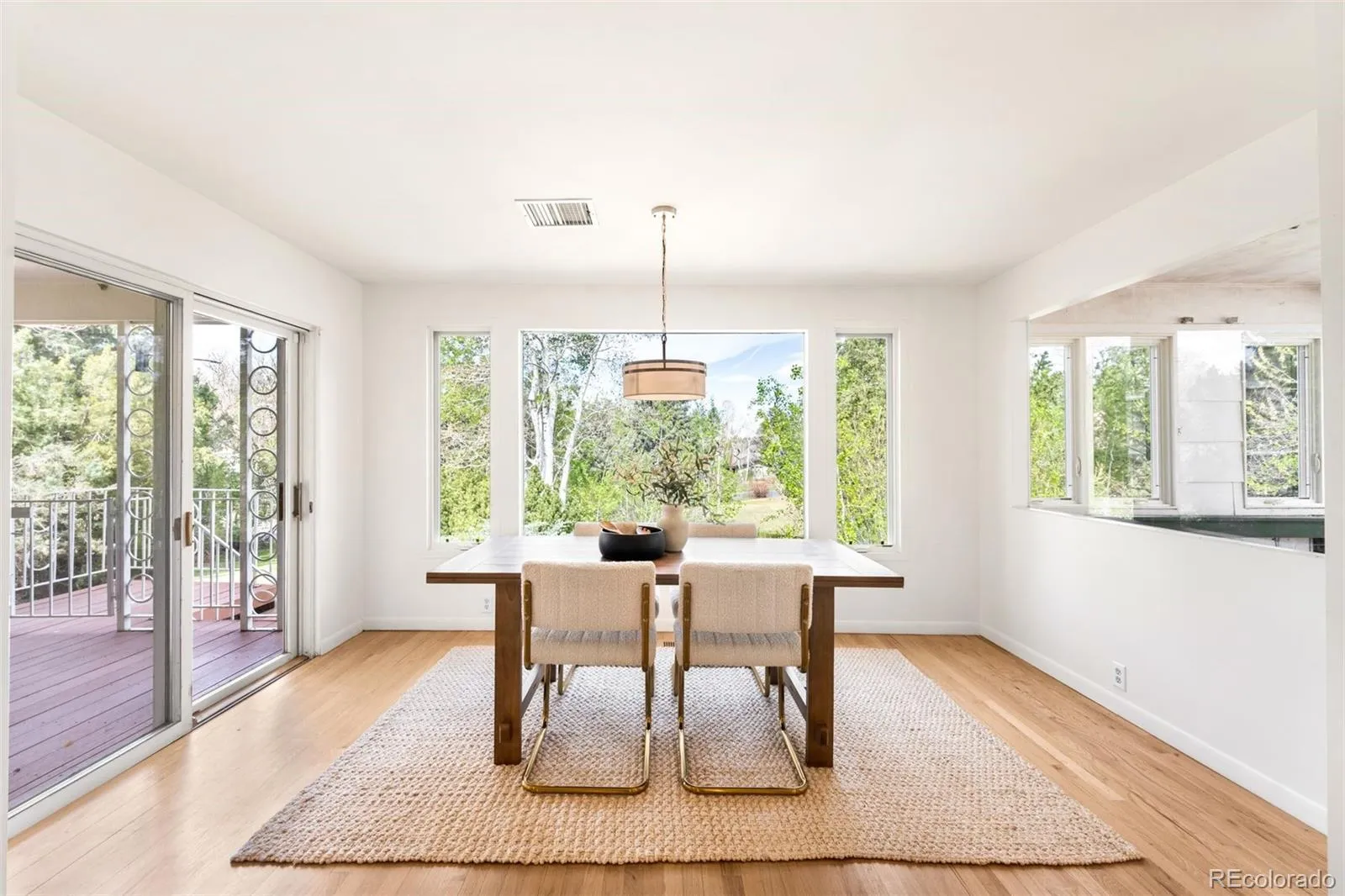 04102026152533 1600 10