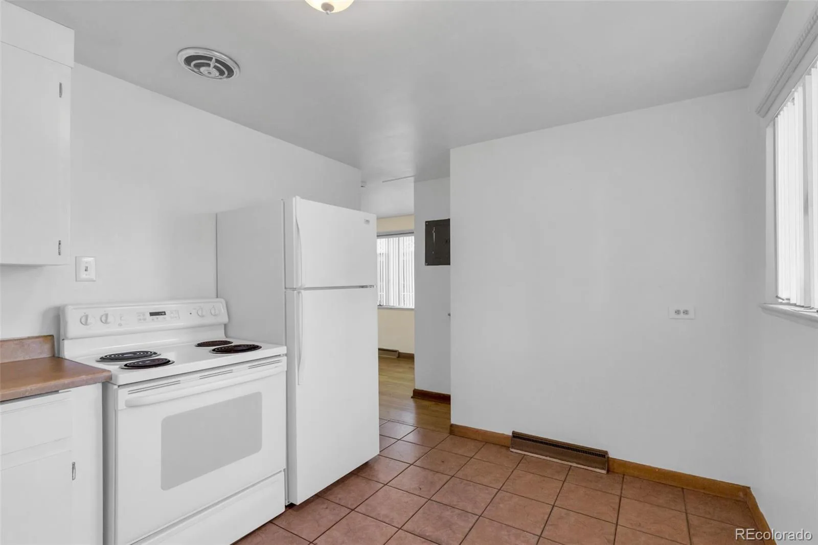 1524 Jasmine Street Denver CO 80220 | MLS #REC6450179 08282026185927 1600 35