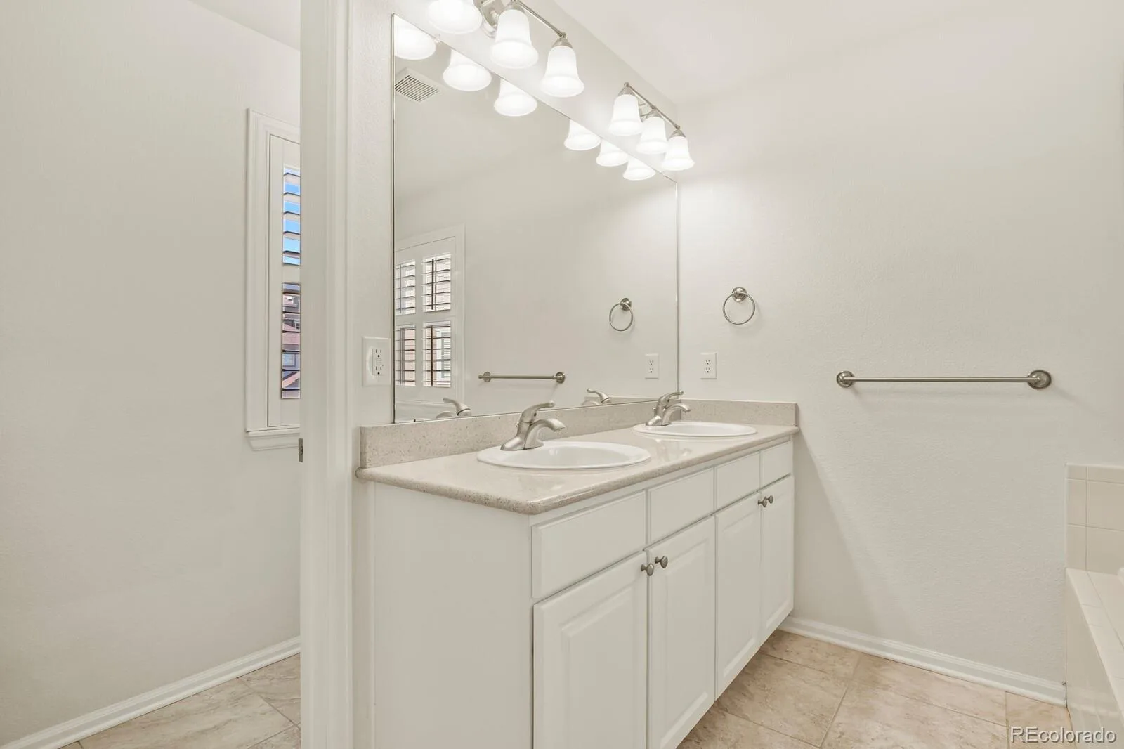 2887 Night Song Way Castle Rock CO 80109 | MLS #REC6451218 07172026020333 1600 26