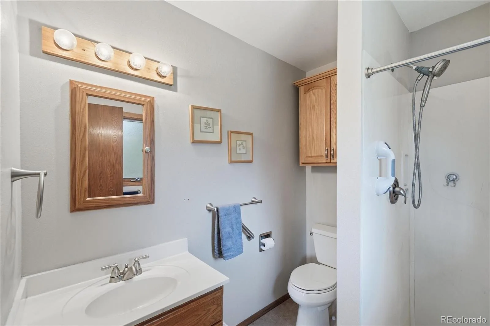 11707 W Jewell Drive Lakewood CO 80228 MLS #REC6452499 07092026182400 1600 16