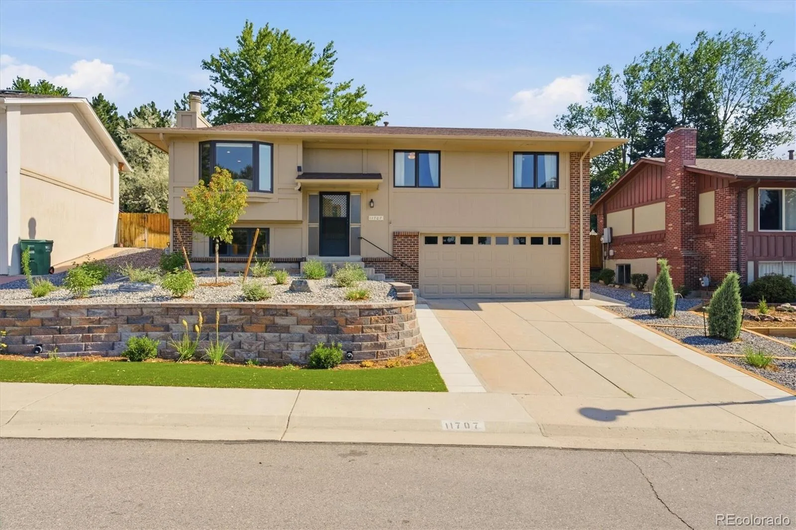 11707 W Jewell Drive Lakewood CO 80228 MLS #REC6452499 07092026182400 1600 3