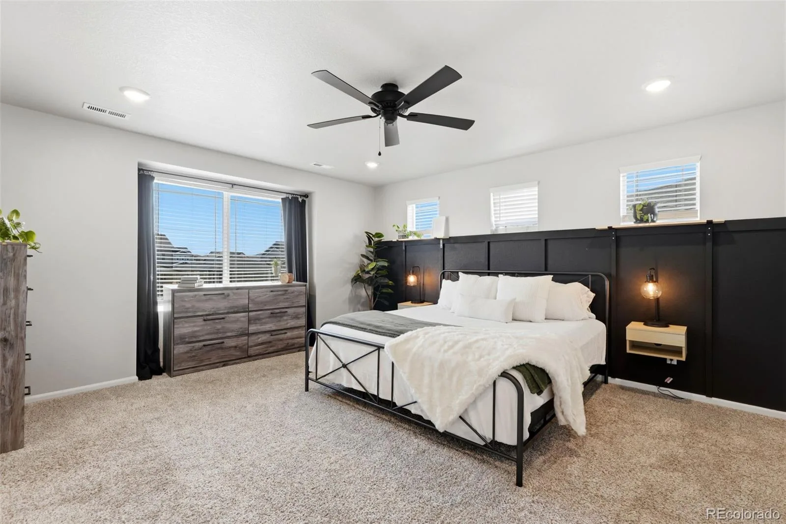 9170 Sedalia Street Commerce City CO 80022 | MLS #REC6453523 07292026225618 1600 16