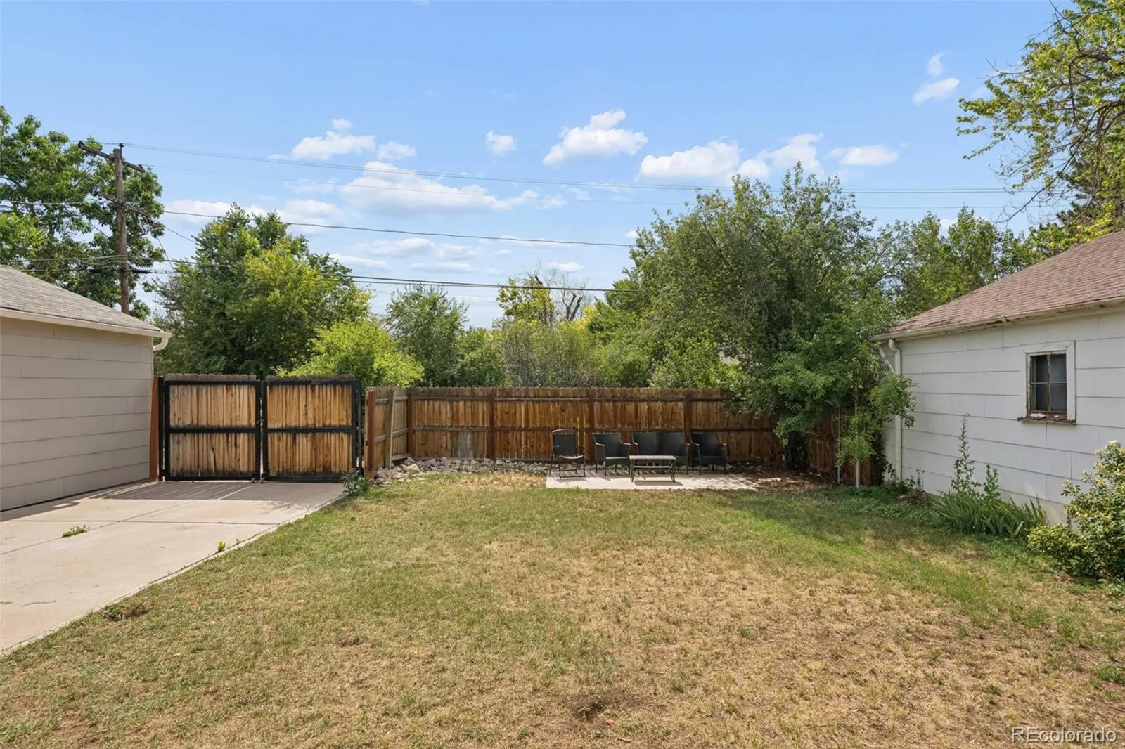 1251 S Seneca Way Denver CO 80223 MLS #REC6456090 07092026004916 1600 28