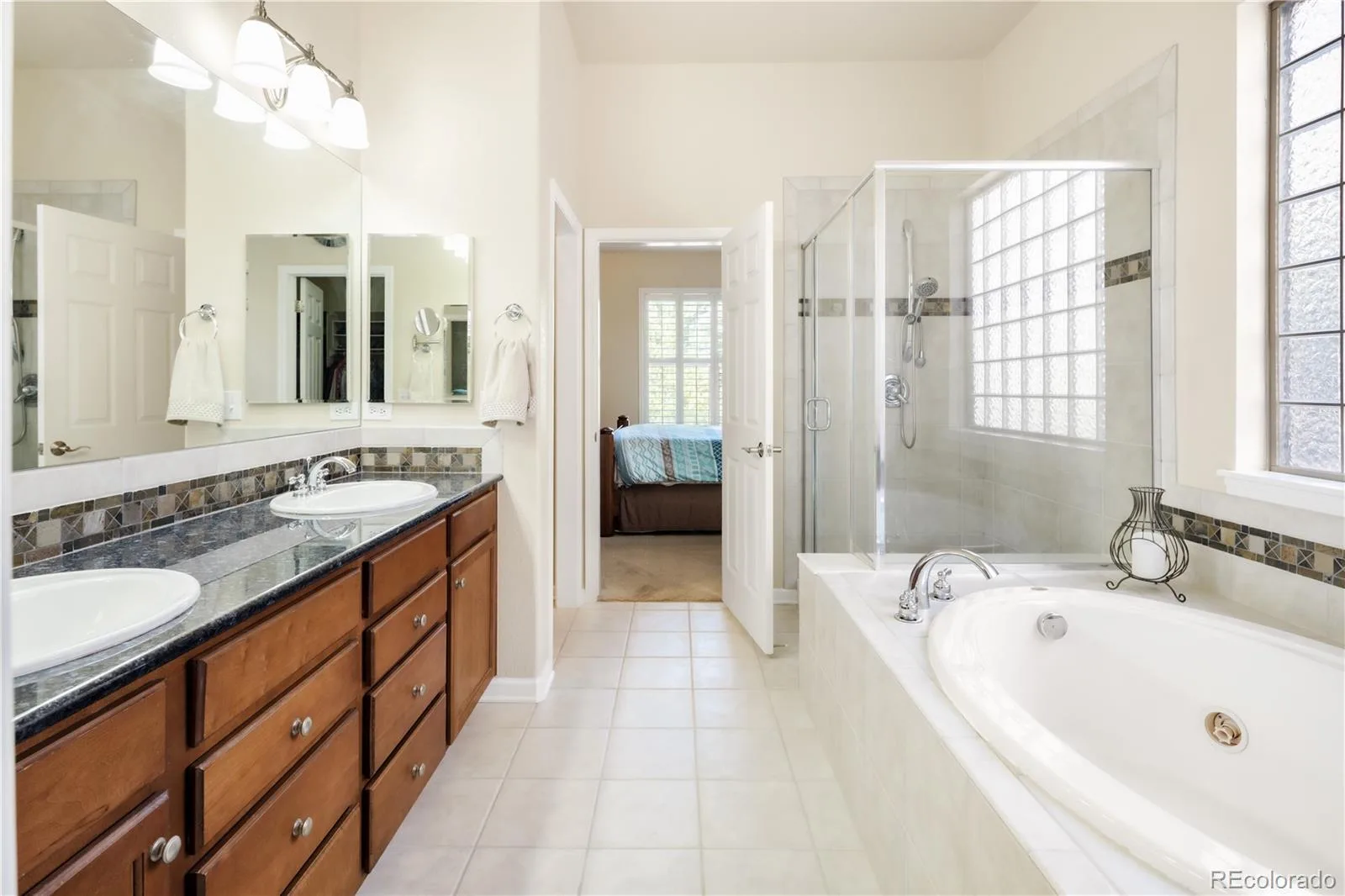10358 Bluffmont Drive Lone Tree CO 80124 | MLS #REC6457807 08062026205202 1600 22