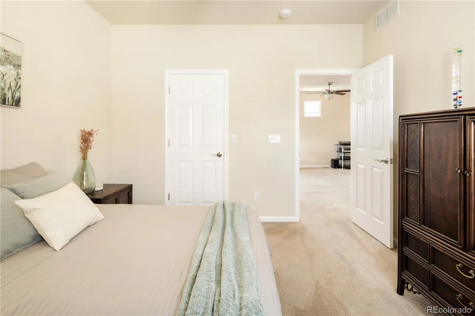 10358 Bluffmont Drive Lone Tree CO 80124 | MLS #REC6457807 08062026205202 1600 30