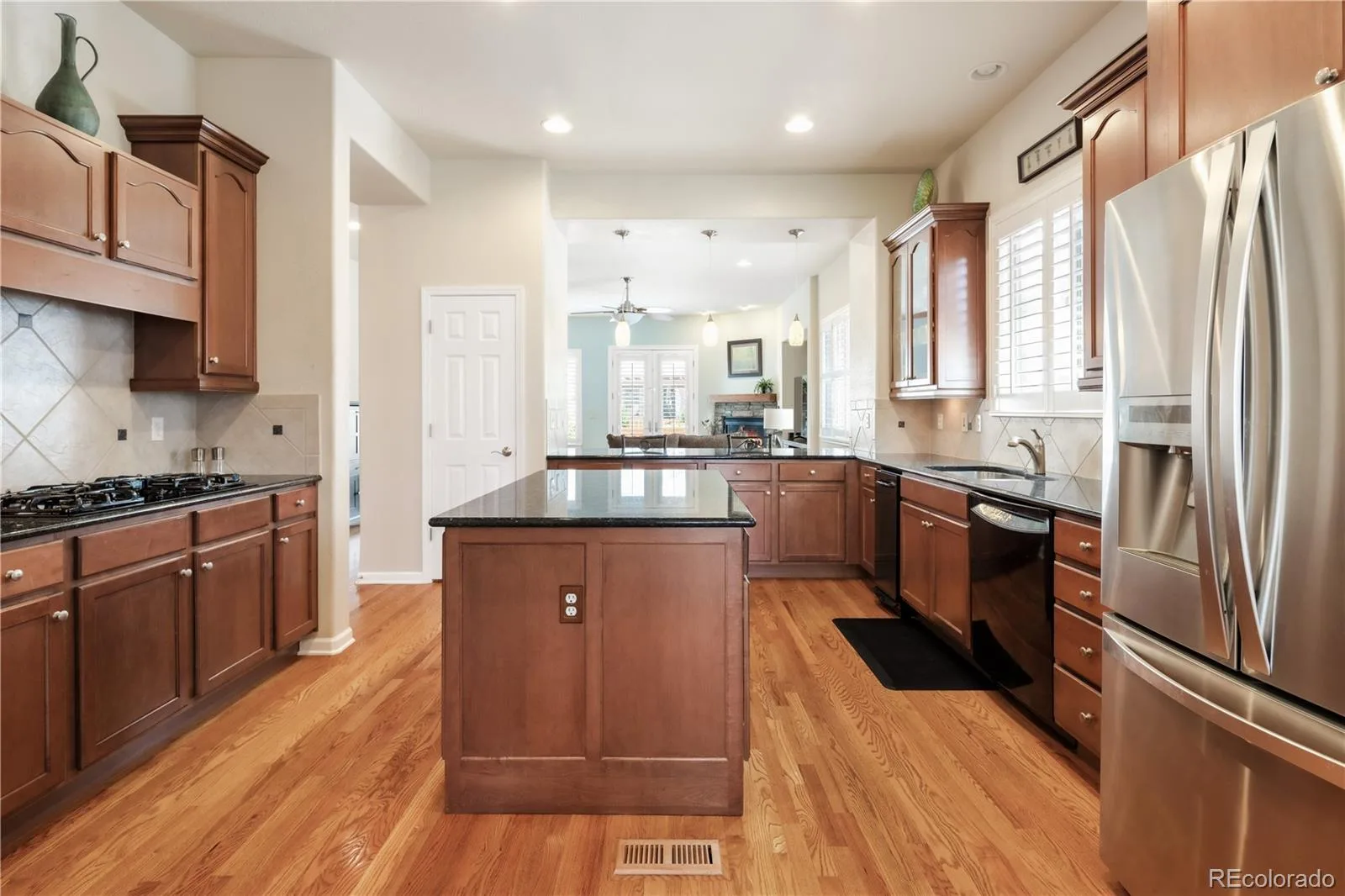10358 Bluffmont Drive Lone Tree CO 80124 | MLS #REC6457807 08062026205202 1600 5