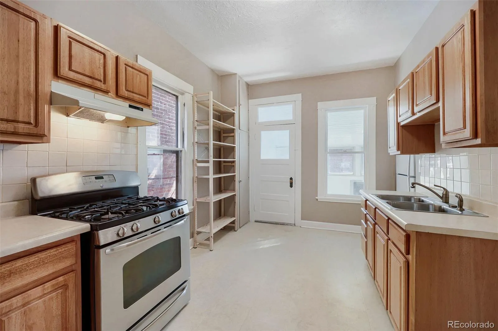 70 Fox Street Denver CO 80223 MLS #REC6459150 05142026235112 1600 12