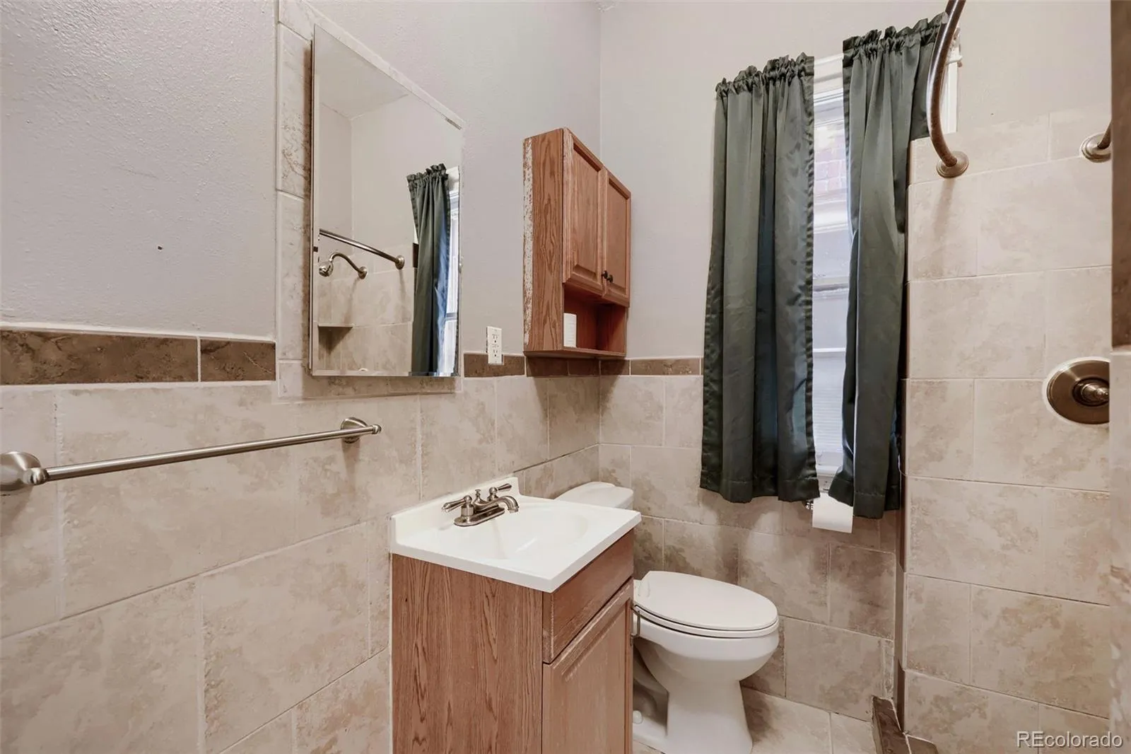 70 Fox Street Denver CO 80223 MLS #REC6459150 05142026235112 1600 4