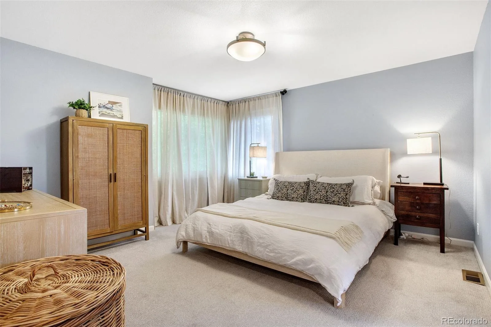 7269 S Sundown Circle Littleton CO 80120 | MLS #REC6459241 10062026034956 1600 19