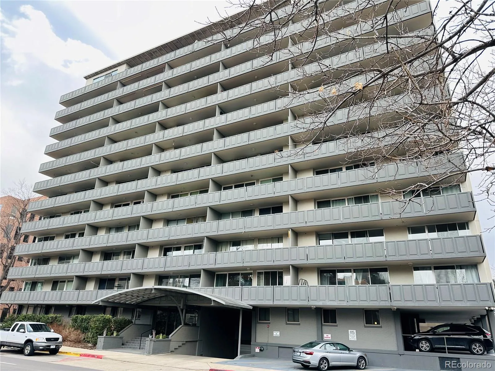 909 N Logan Street #6D Denver CO 80203 MLS #REC6459678 04282026163324 1600 21
