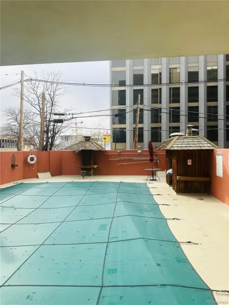 909 N Logan Street #6D Denver CO 80203 MLS #REC6459678 04282026163324 800 14