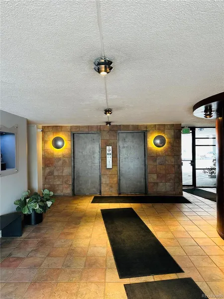 909 N Logan Street #6D Denver CO 80203 MLS #REC6459678 04282026163324 800 17