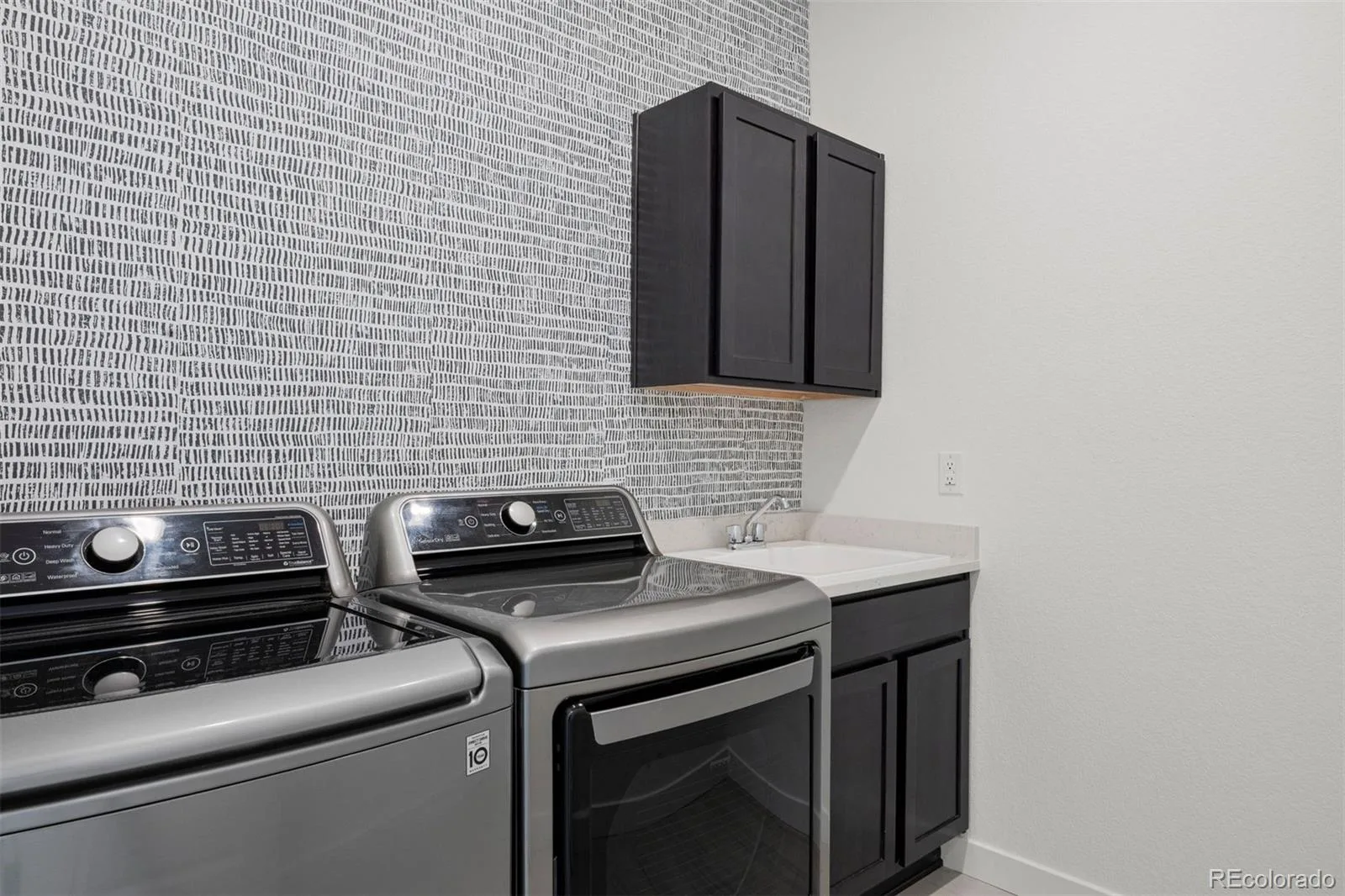 22580 E Rockinghorse Parkway Aurora CO 80016 | MLS #REC6463579 10162026222733 1600 13