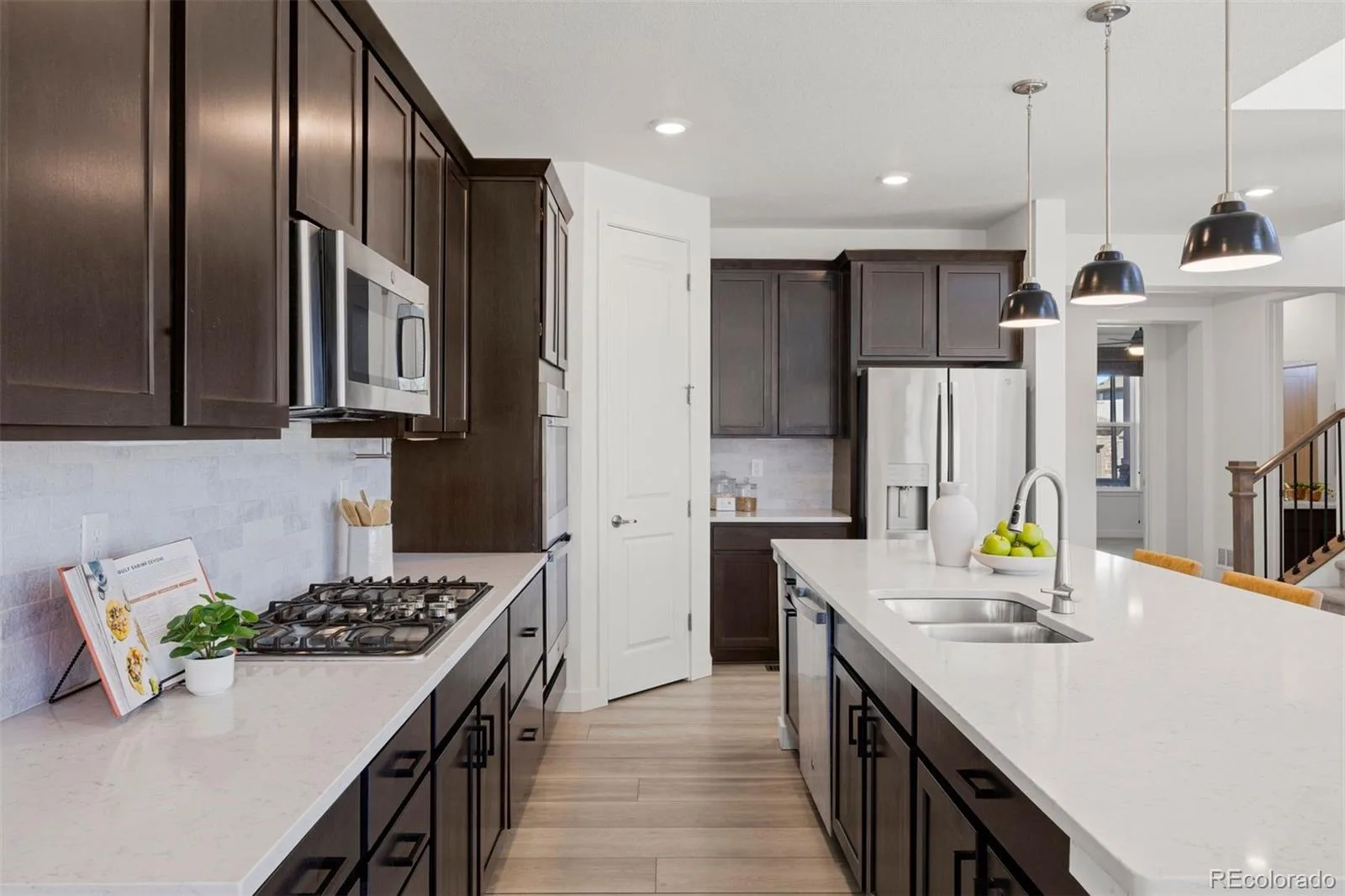 22580 E Rockinghorse Parkway Aurora CO 80016 | MLS #REC6463579 10162026222733 1600 4