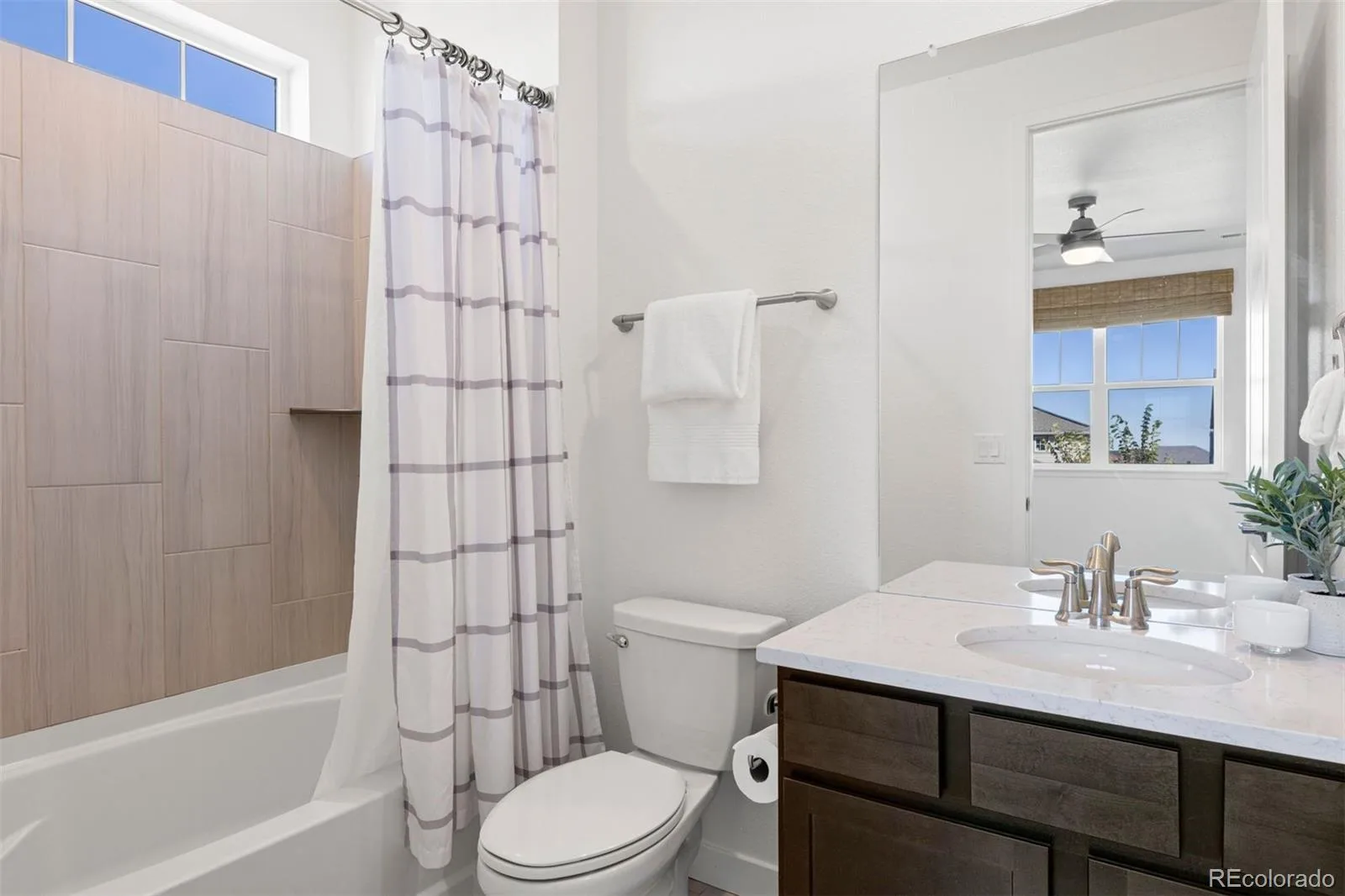 22580 E Rockinghorse Parkway Aurora CO 80016 | MLS #REC6463579 10162026222733 1600 9
