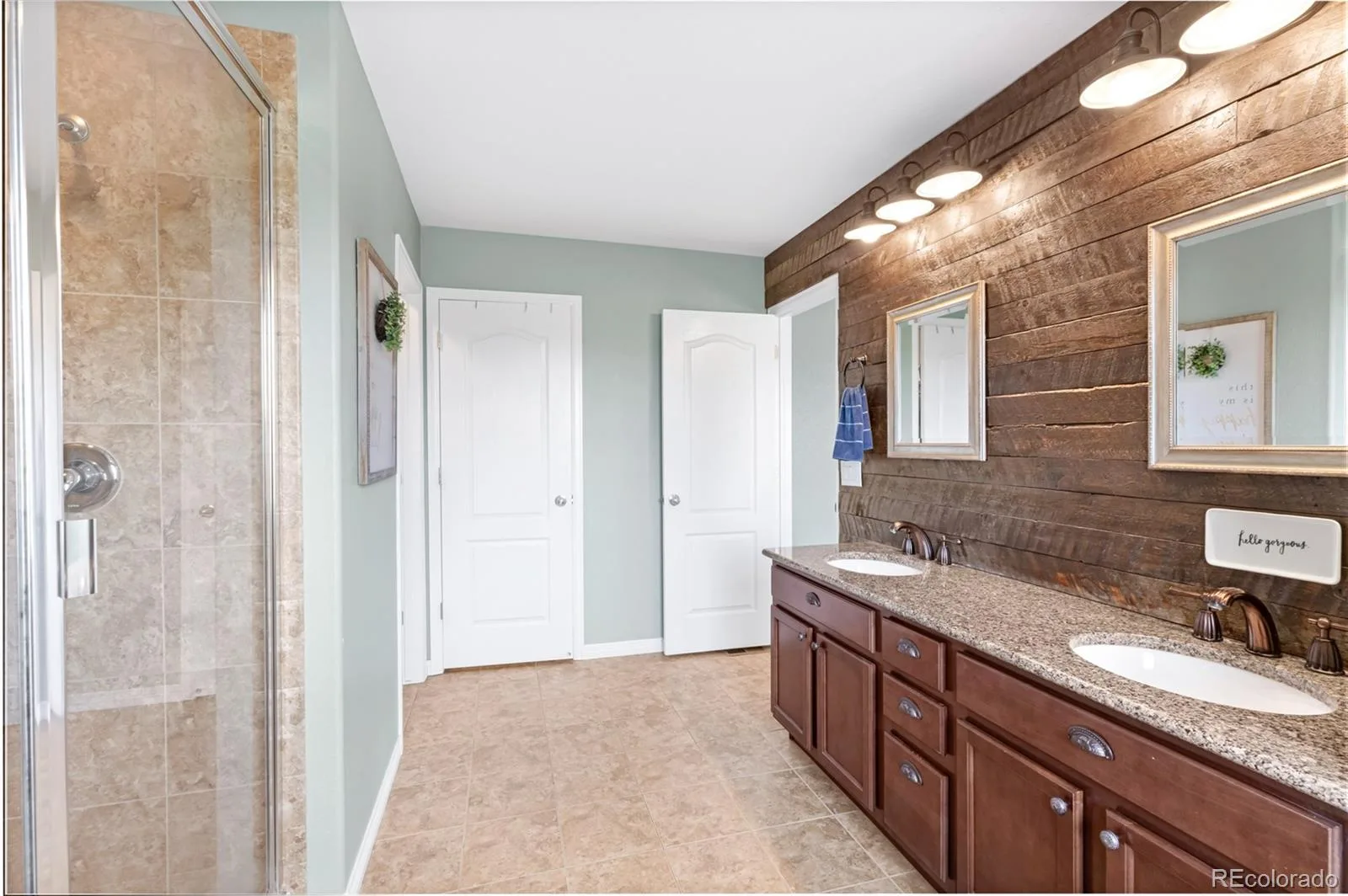 82 S Newbern Way Aurora CO 80018 | MLS #REC6464035 07242026182828 1600 14