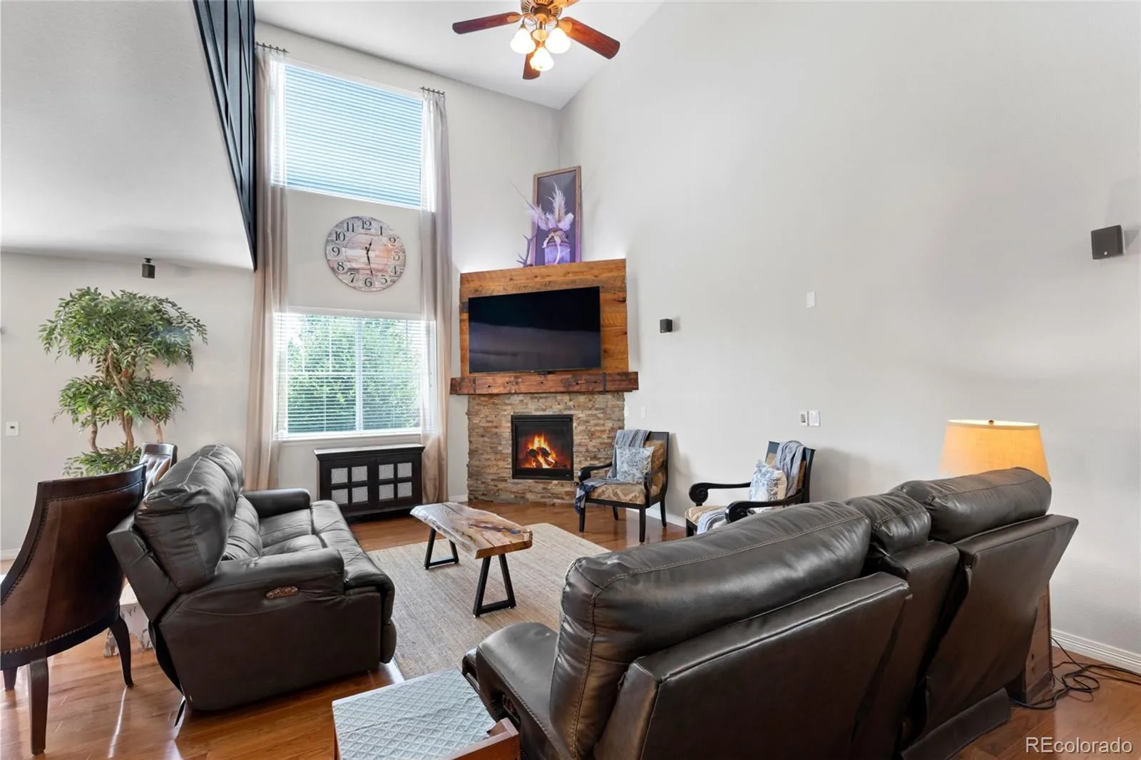 82 S Newbern Way Aurora CO 80018 | MLS #REC6464035 07242026182828 1600 18