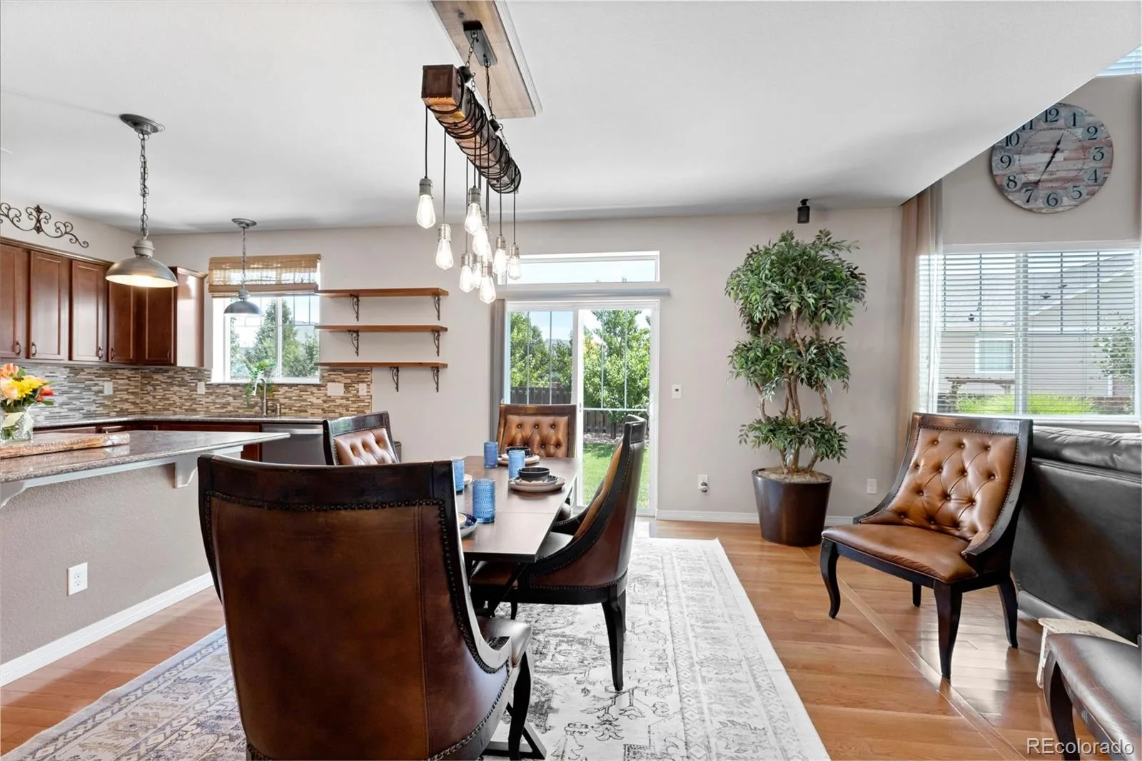 82 S Newbern Way Aurora CO 80018 | MLS #REC6464035 07242026182828 1600 22