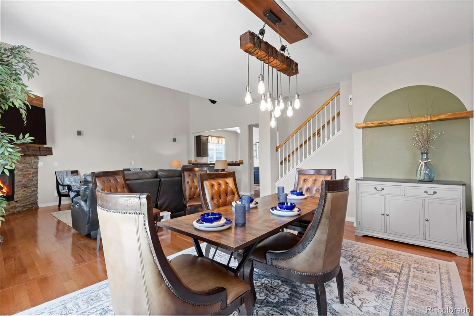 82 S Newbern Way Aurora CO 80018 | MLS #REC6464035 07242026182828 1600 28