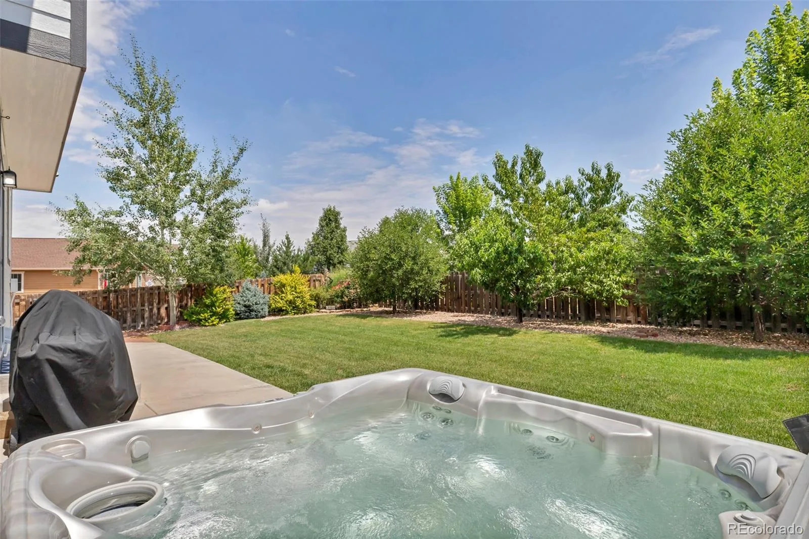 82 S Newbern Way Aurora CO 80018 | MLS #REC6464035 07242026182828 1600 31