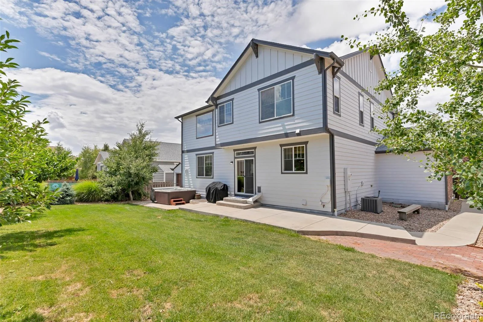 82 S Newbern Way Aurora CO 80018 | MLS #REC6464035 07242026182828 1600 34