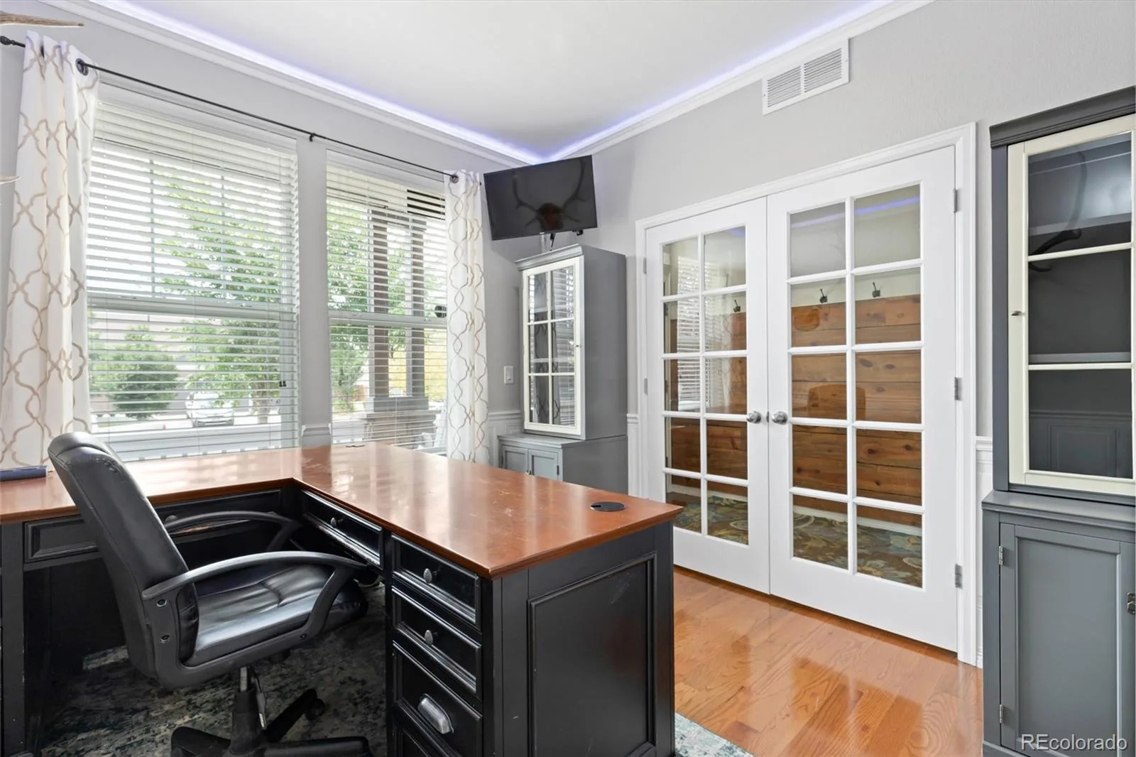 82 S Newbern Way Aurora CO 80018 | MLS #REC6464035 07242026182828 1600 38