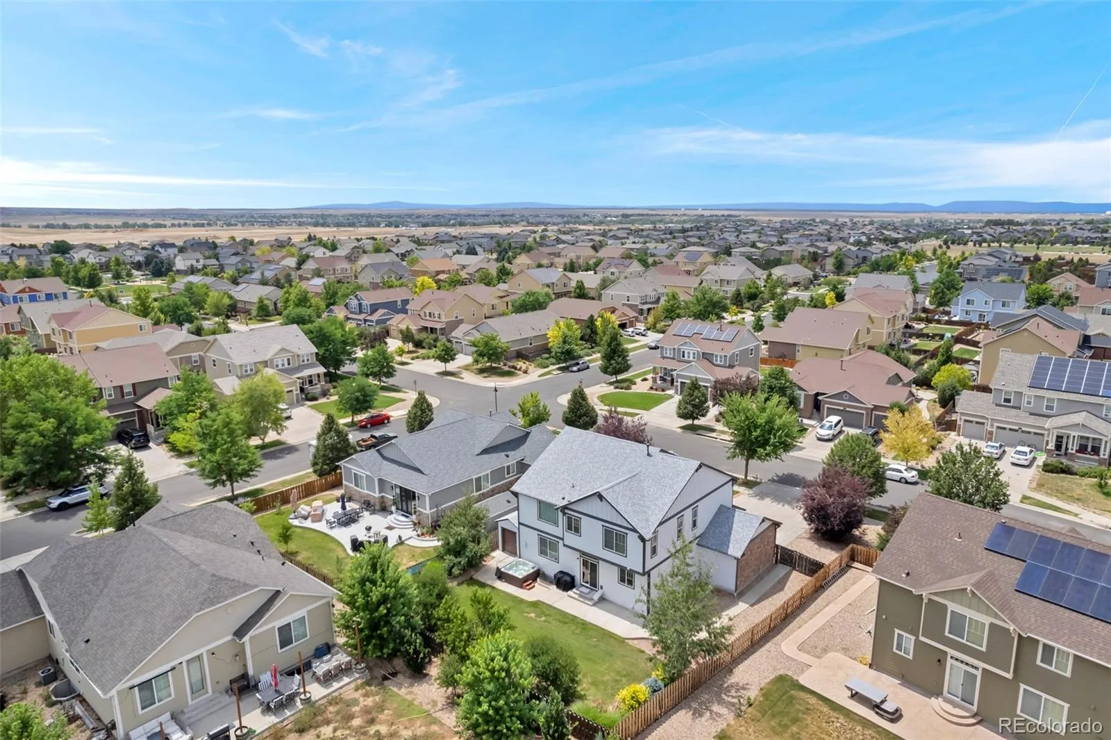 82 S Newbern Way Aurora CO 80018 | MLS #REC6464035 07242026182828 1600 43