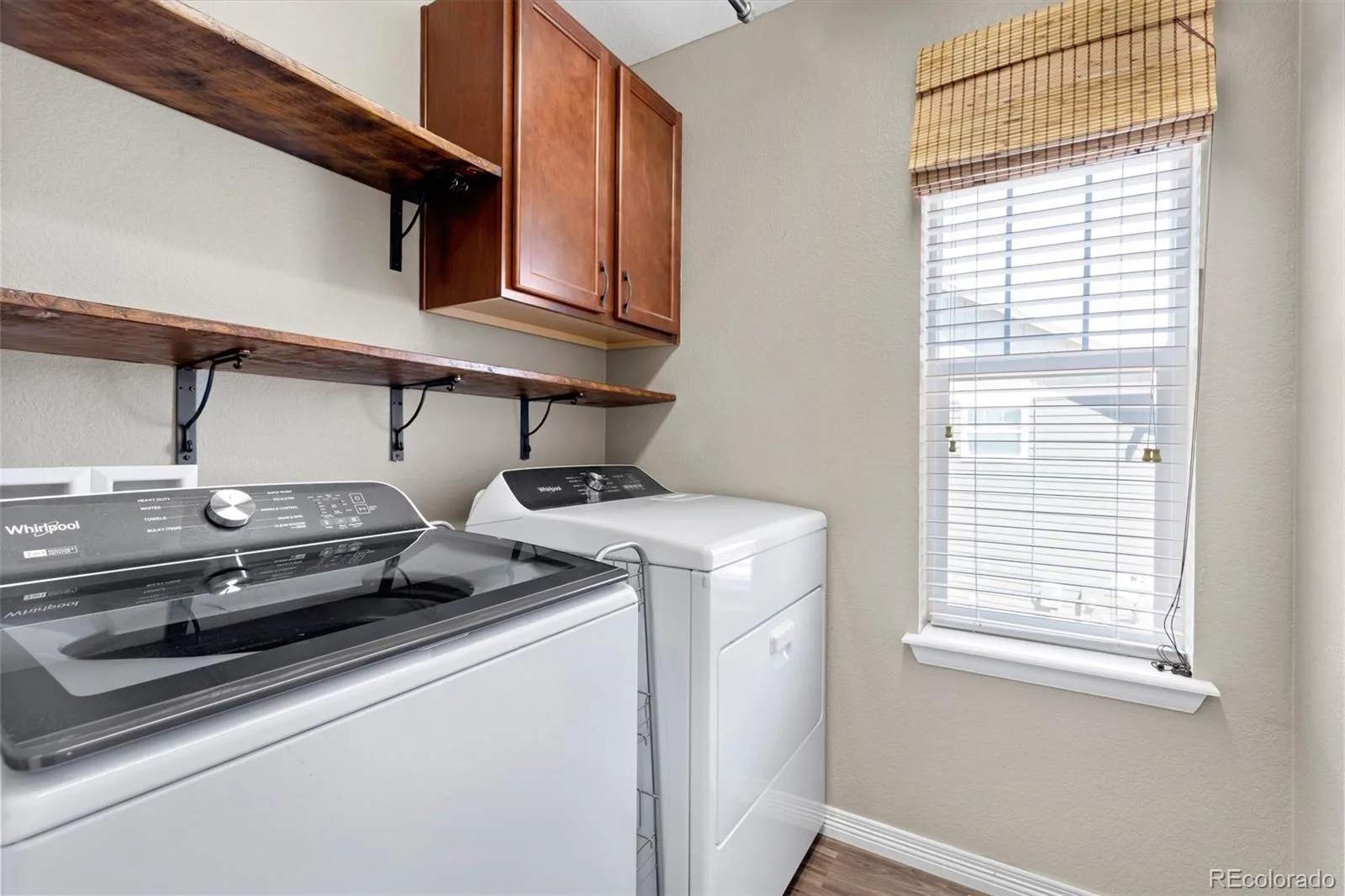 82 S Newbern Way Aurora CO 80018 | MLS #REC6464035 07242026182828 1600 46