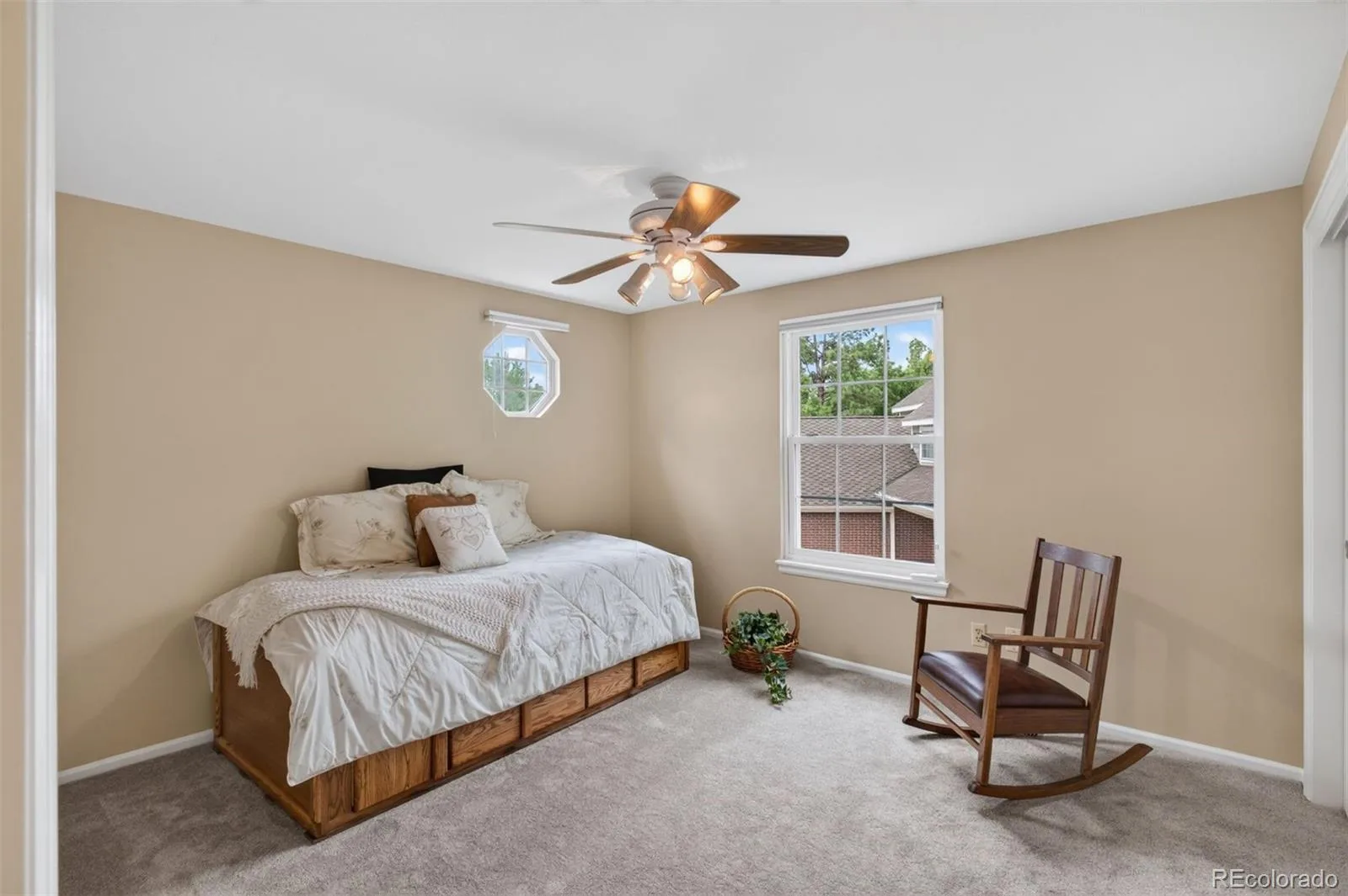 5927 E Jamison Lane Centennial CO 80112 | MLS #REC6470146 08032026155707 1600 18