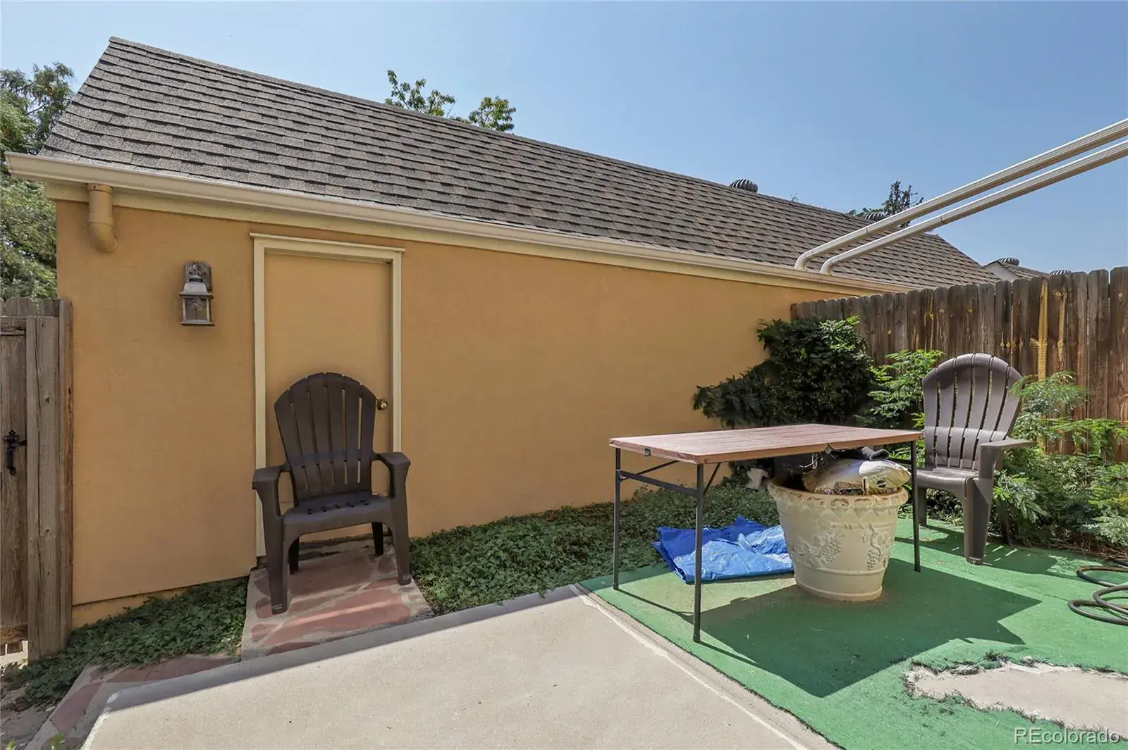 2864 S Vaughn Way Aurora CO 80014 | MLS #REC6470343 02032026192506 1600 20