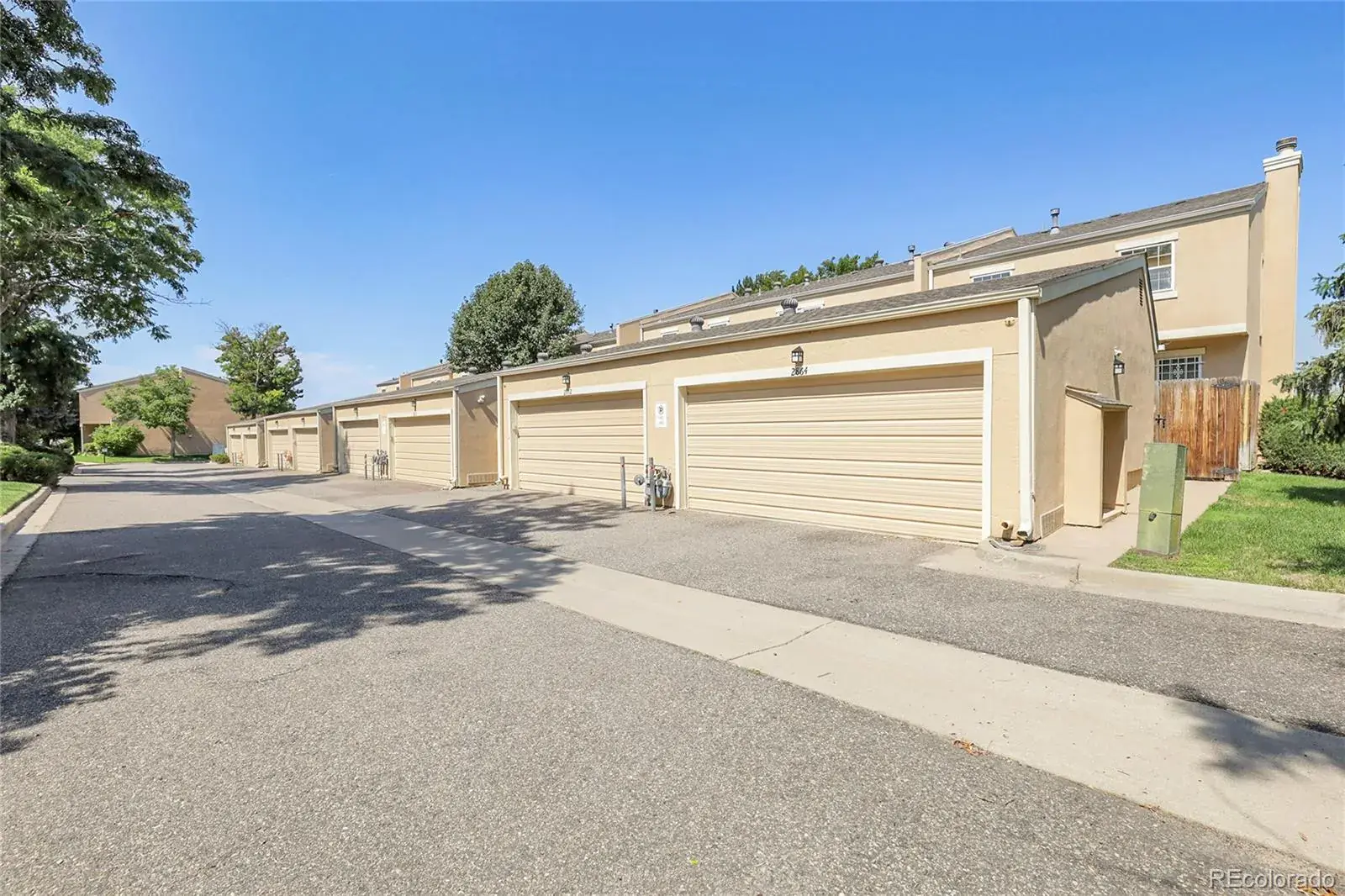2864 S Vaughn Way Aurora CO 80014 | MLS #REC6470343 02032026192506 1600 23