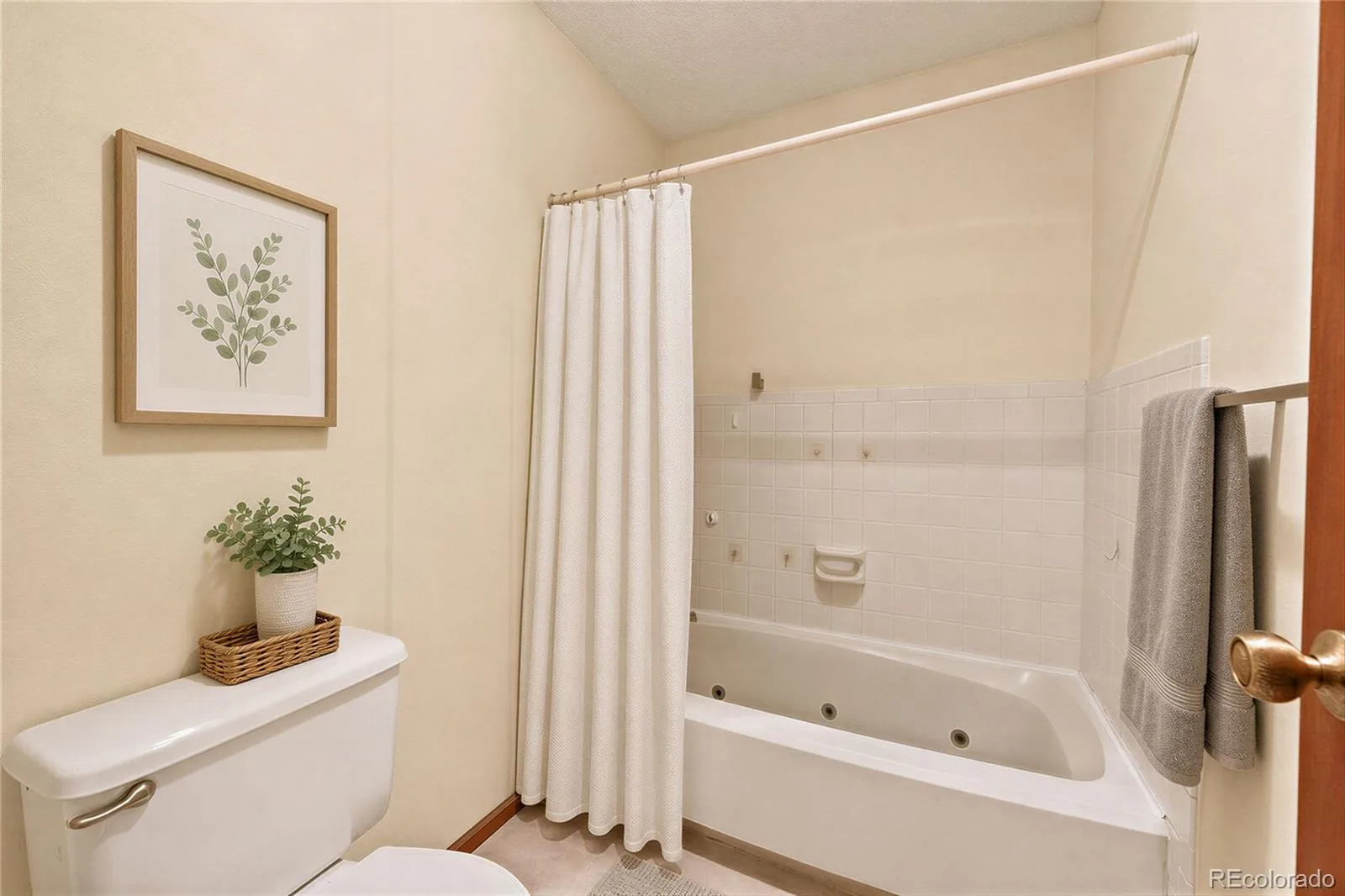 13950 E Oxford Place #A210 Aurora CO 80014 | MLS #REC6470513 09242026151006 1600 14