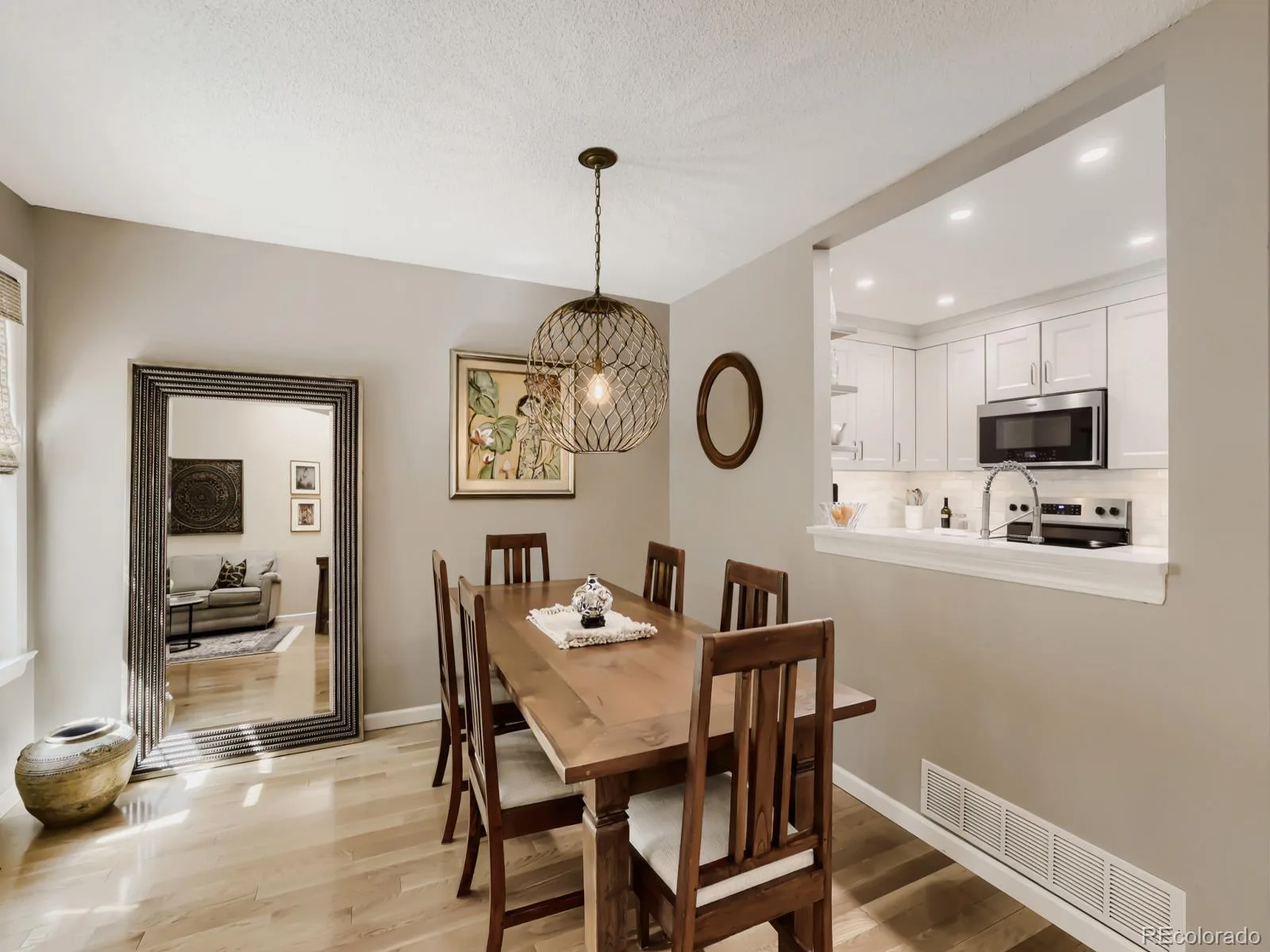 7373 E Iowa Avenue #1062 Denver CO 80231 MLS #REC6471316 07162026052540 1600 5
