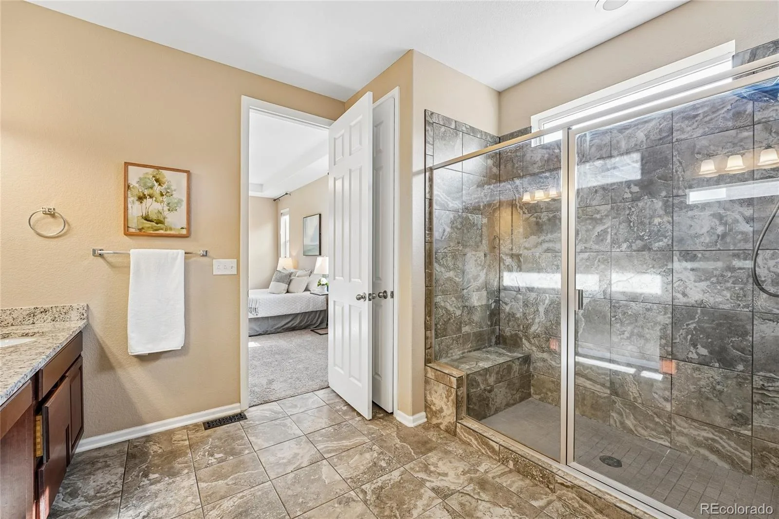 25147 E Ellsworth Place Aurora CO 80018 | MLS #REC6473195 08142026015357 1600 24