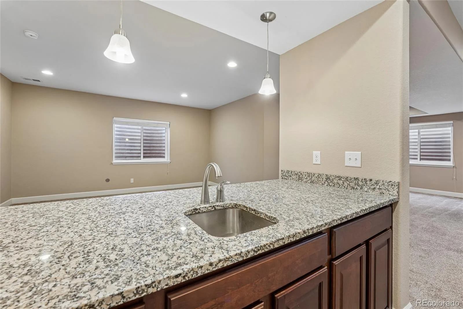 25147 E Ellsworth Place Aurora CO 80018 | MLS #REC6473195 08142026015357 1600 9